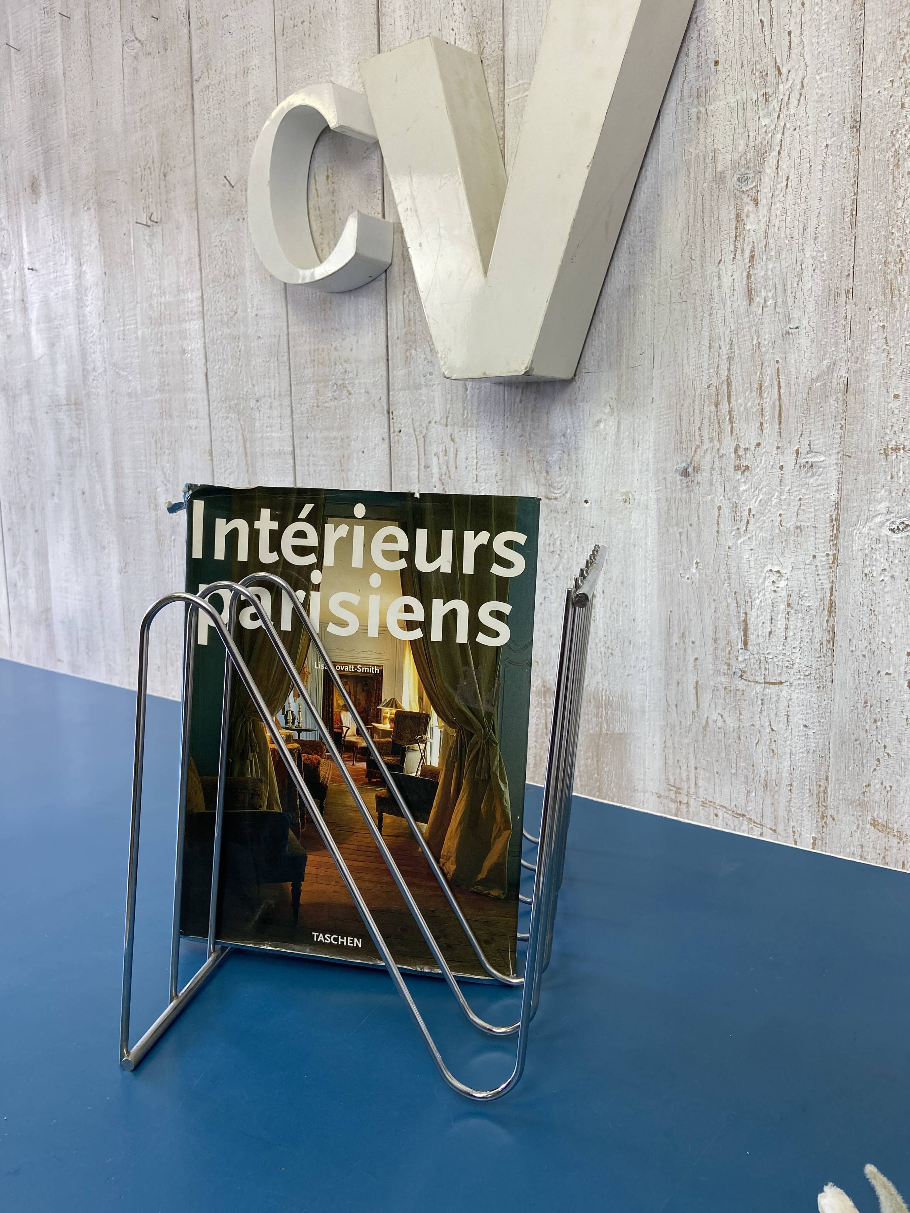 Vintage vinyl/magazine holder