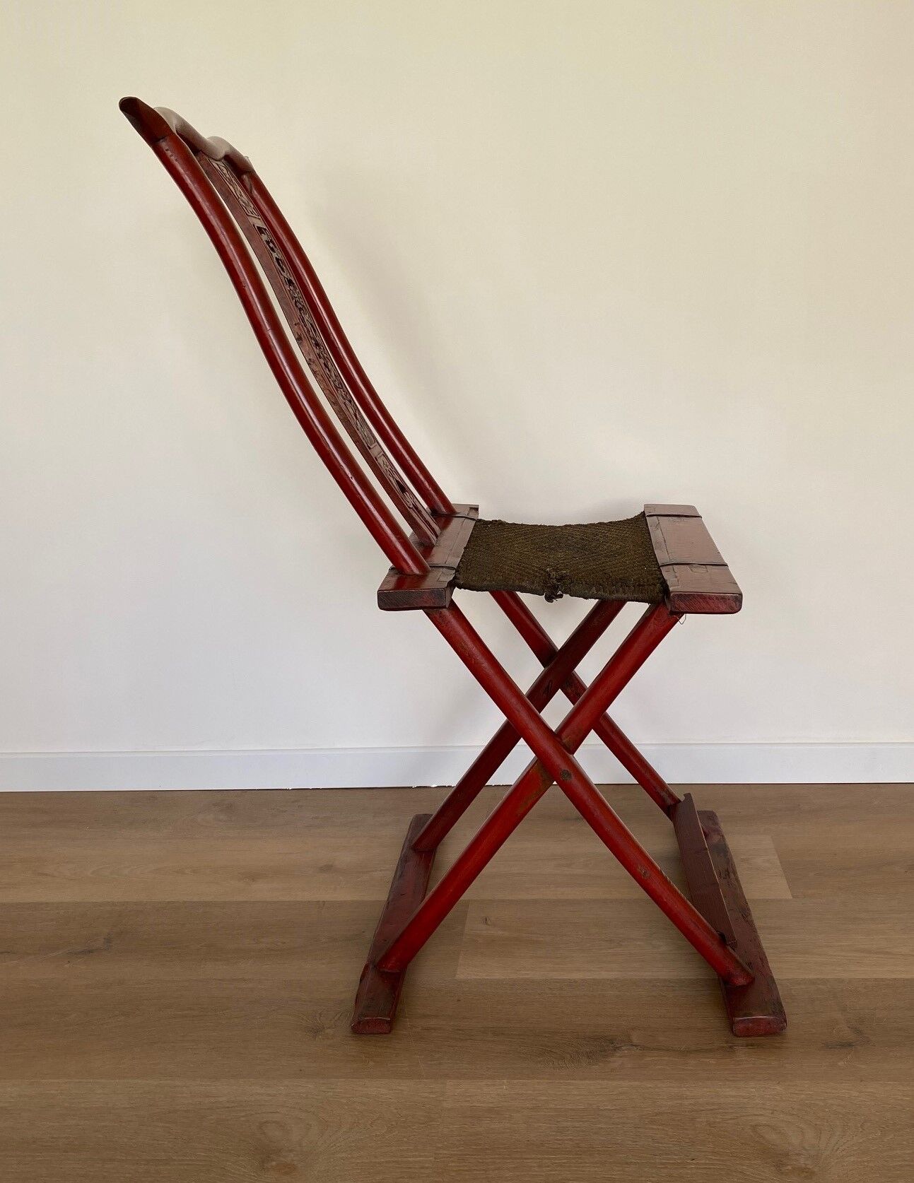 Chinese folding chair