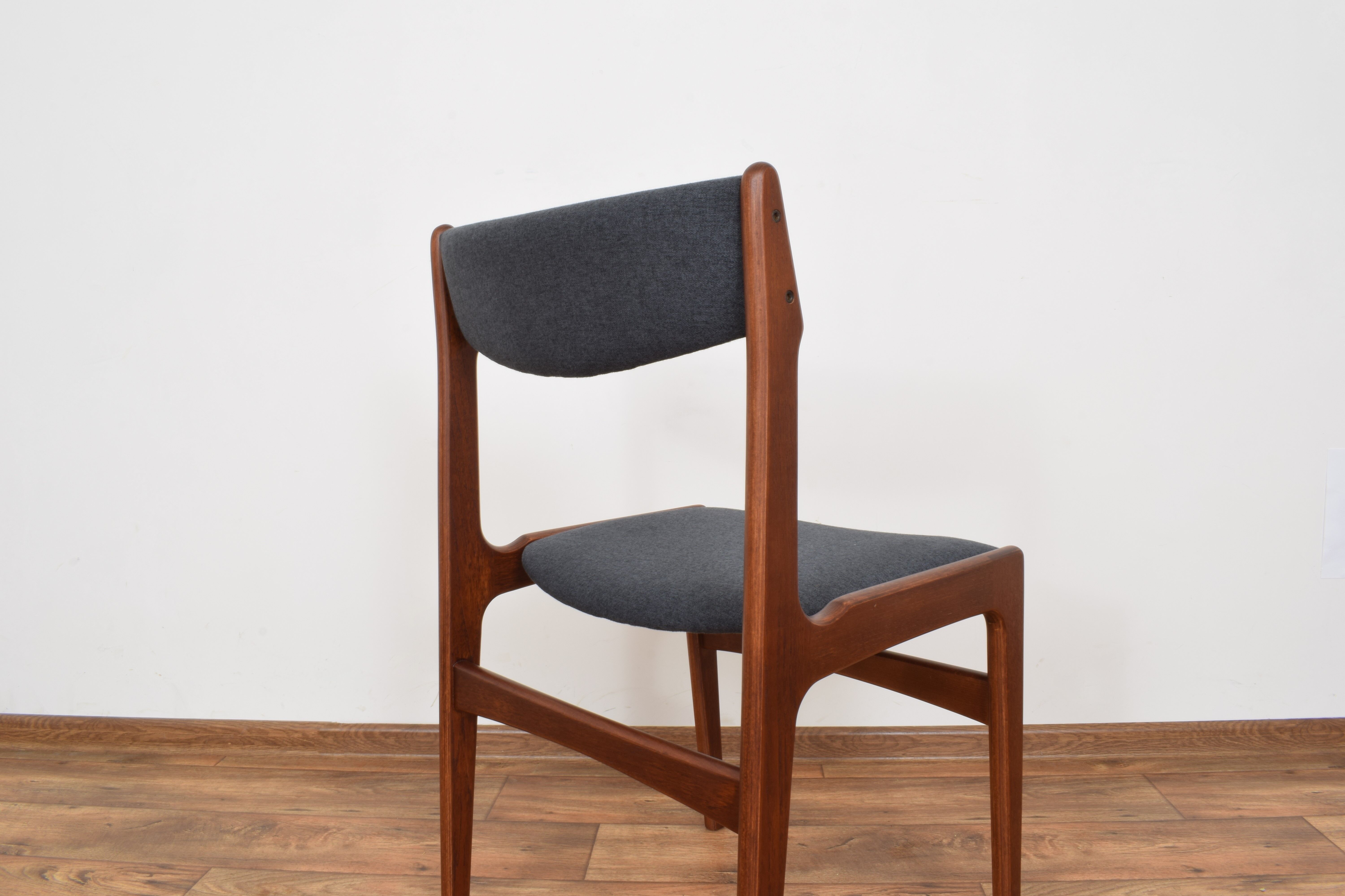 Set of 6 chairs by Erik Buch, 1960