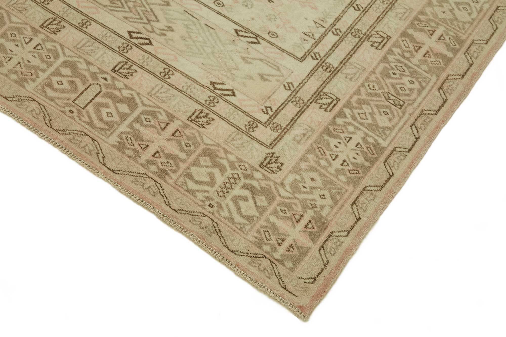Turkish Vintage Anatolian Rug 195 cm x 297 cm