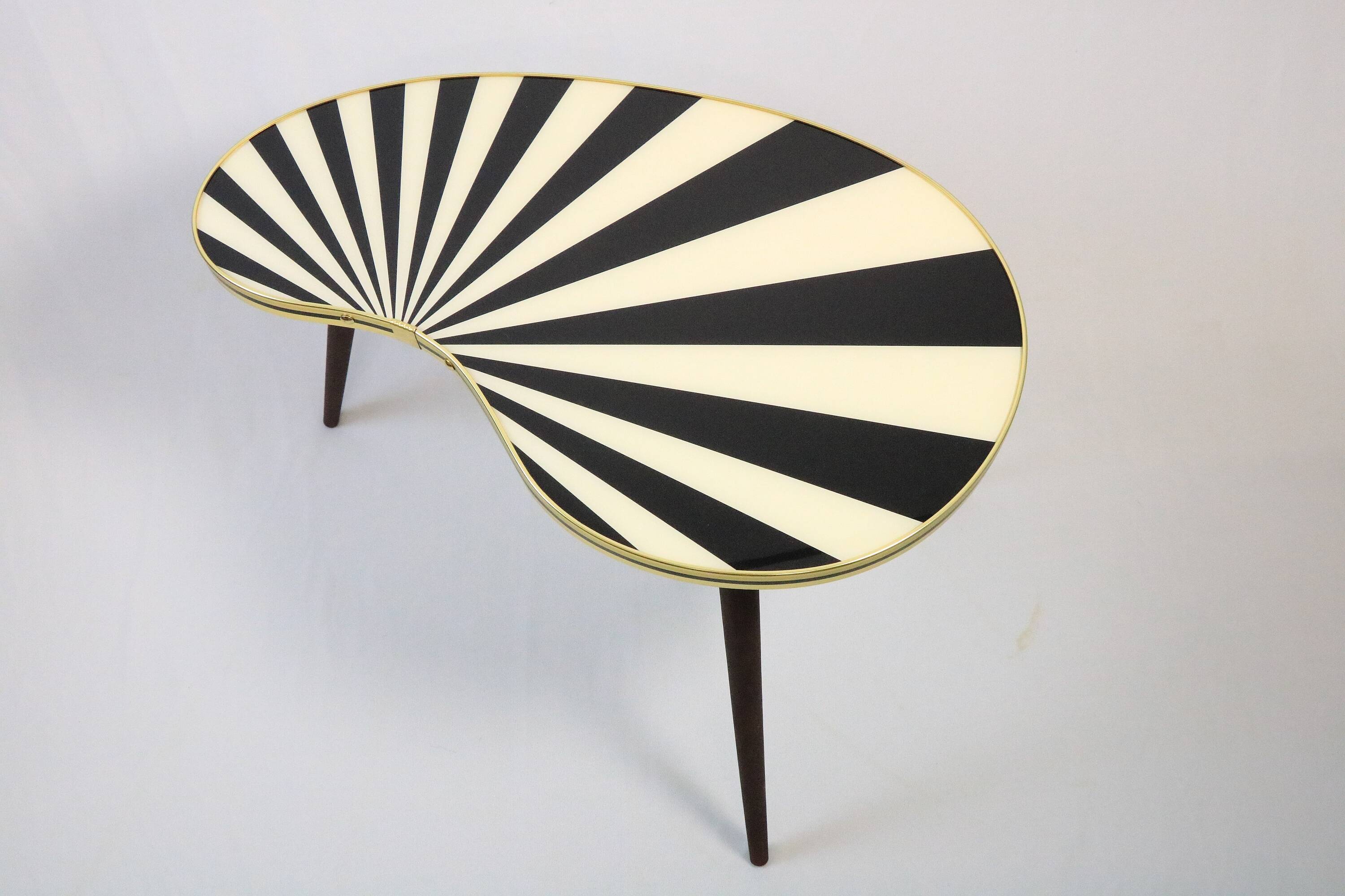 4 x side table retro, kidney shaped L, triangular high, black/white