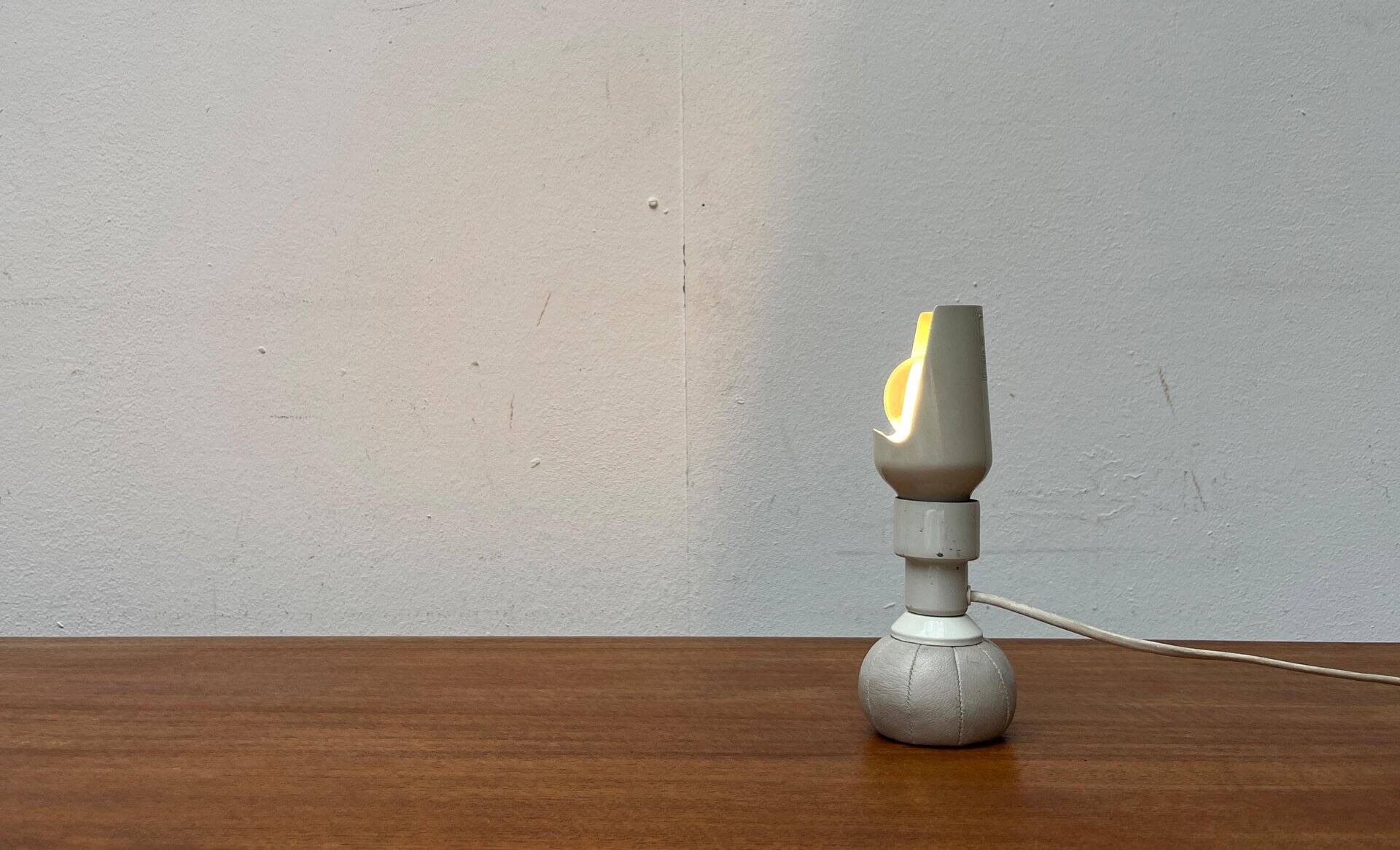 Italian table lamp model 600/P from the mid-century space by Gino Sarfatti for Arteluce, 1960s.