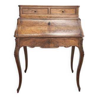 Louis XV slant desk in walnut, 19th century.