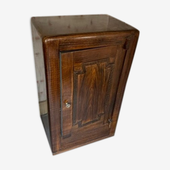 Coffre fort habillé de chêne datant de 1930