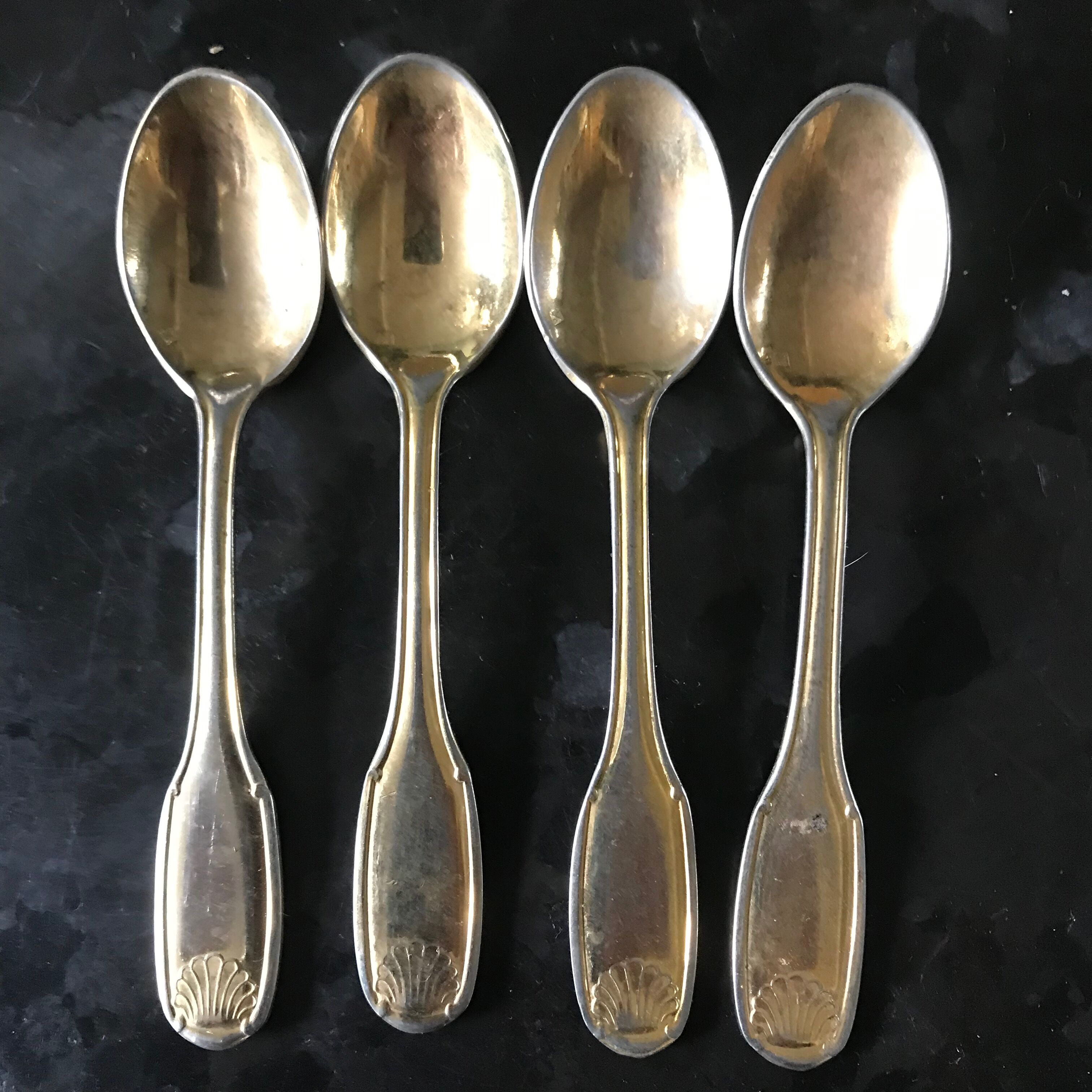 Pop-UP Christmas 2022 Set of 4 small teaspoons or dessert.