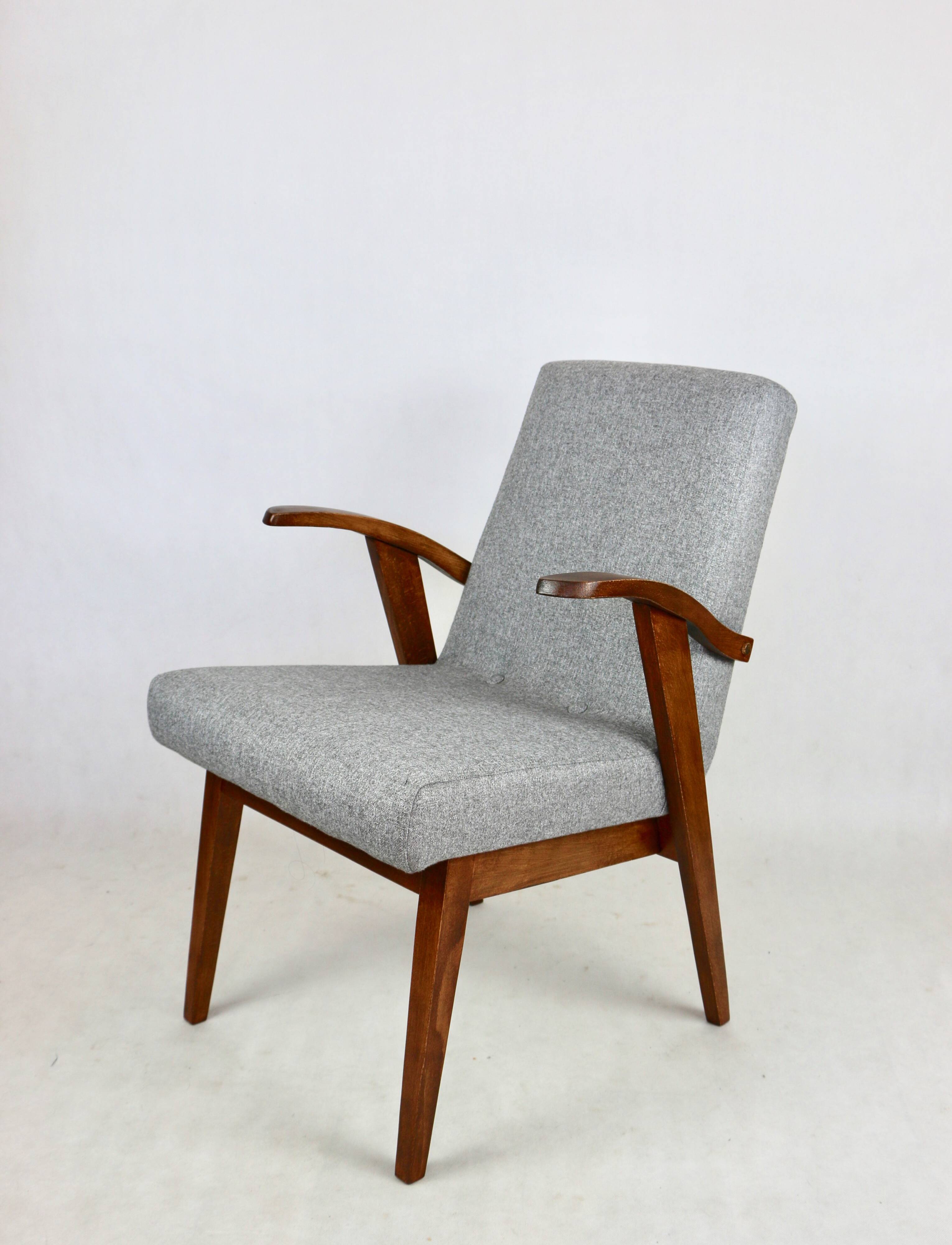 Set of  vintage armchairs chairs 300-123, design by M. Puchała - grey herringbone