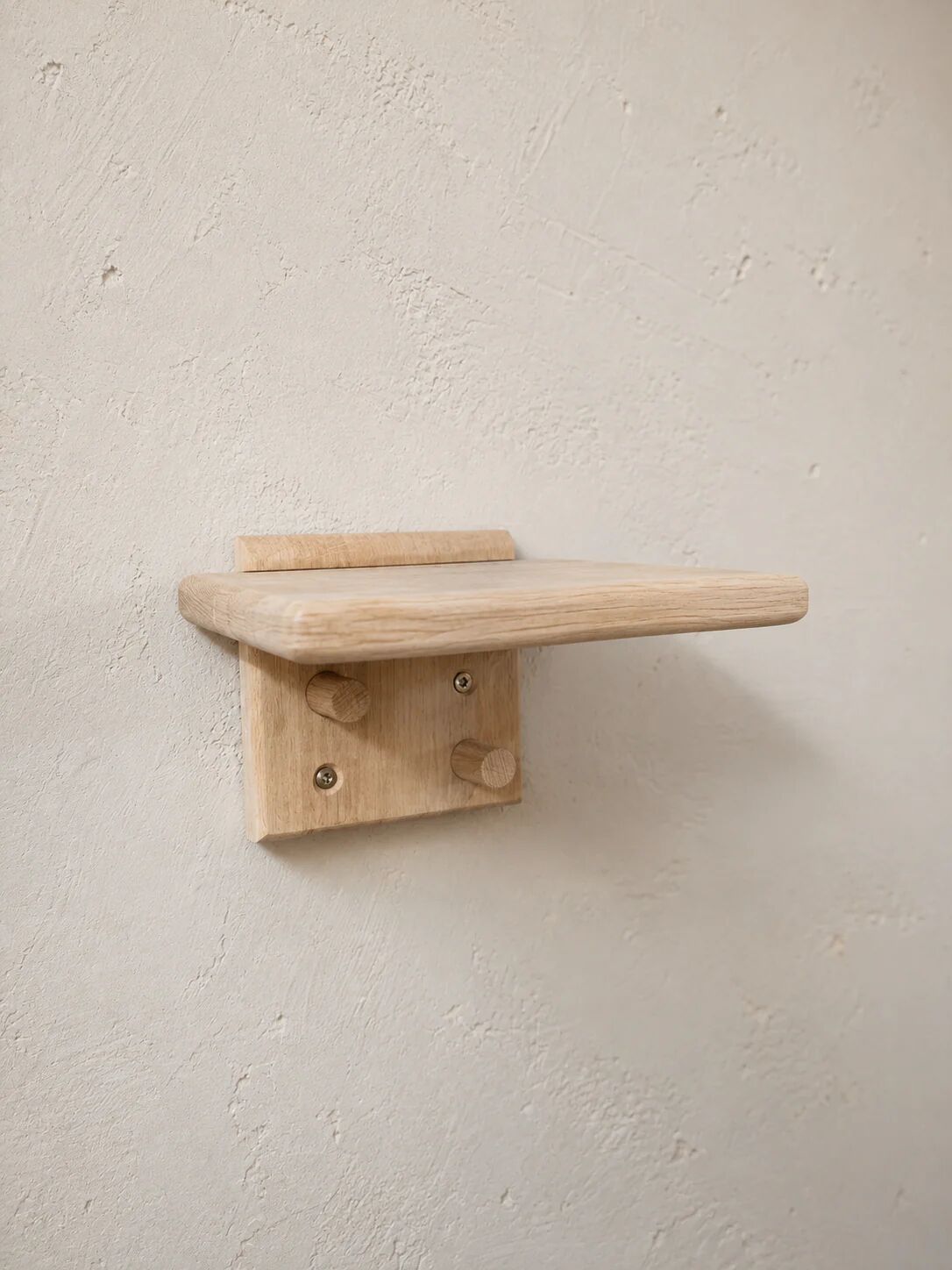 Solid oak shelf with hooks