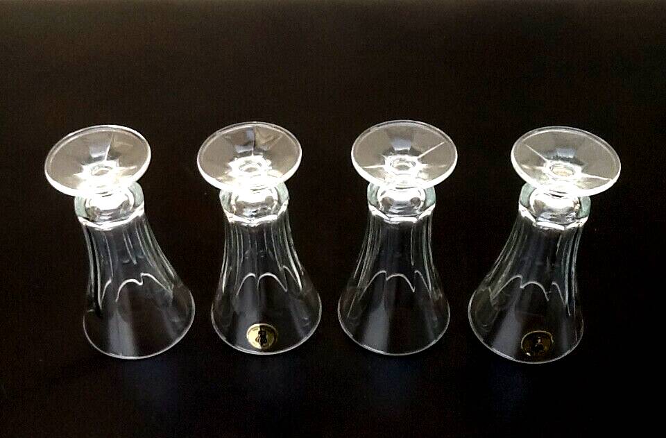 1970s 4 Champagne Flutes Clear Faceted Glass