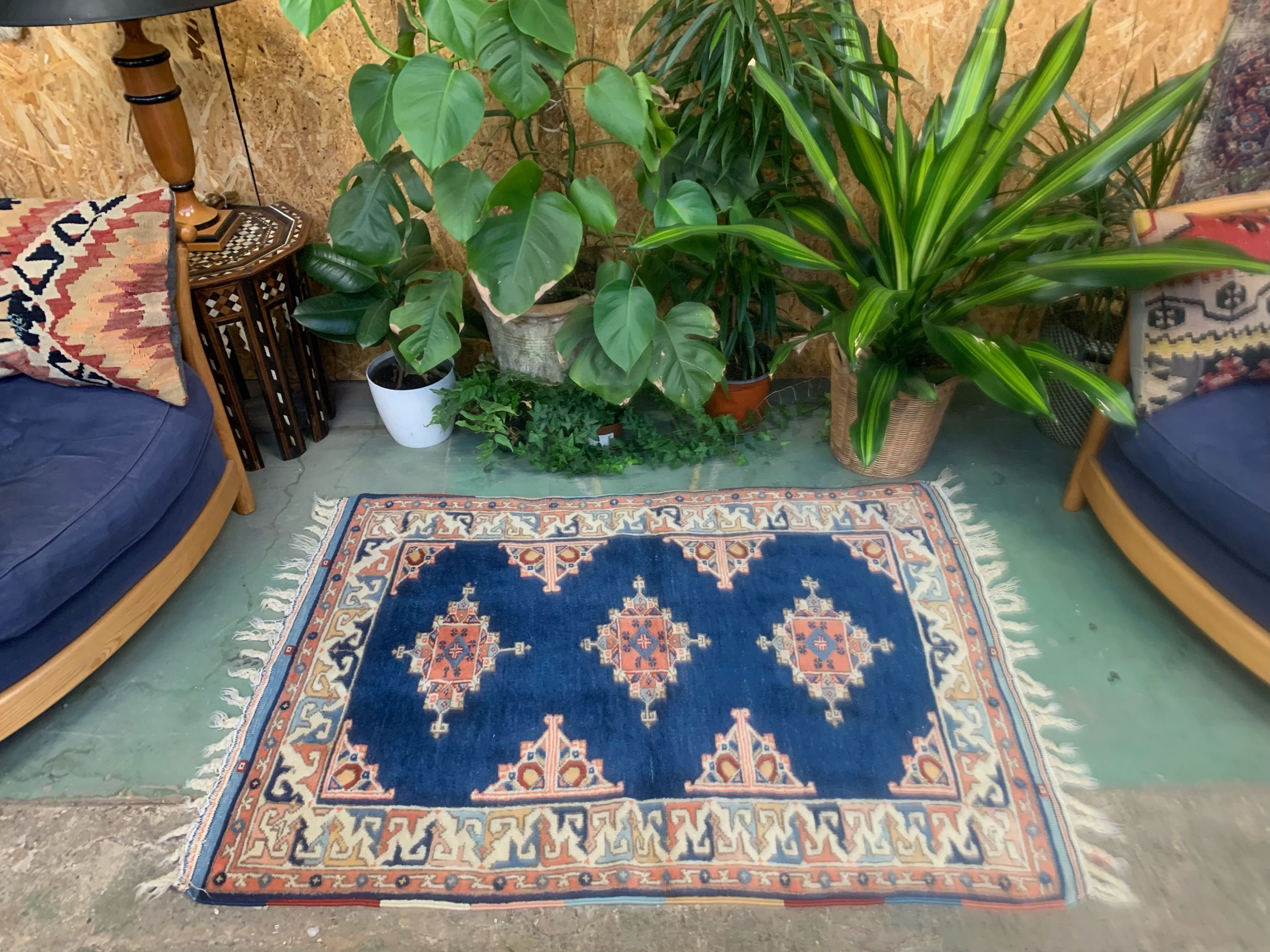 Old turkish kazak rug 140x96 cm vintage carpet, red and blue