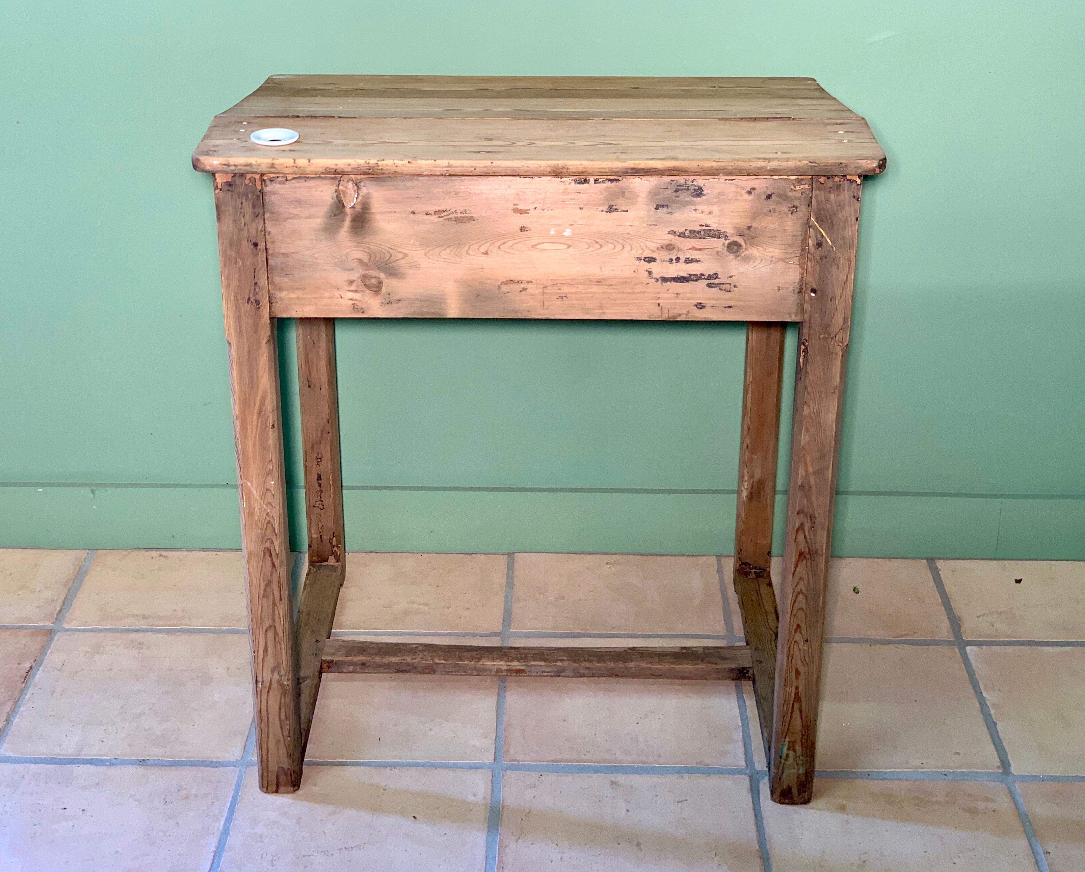 Bureau d’écolier années 50