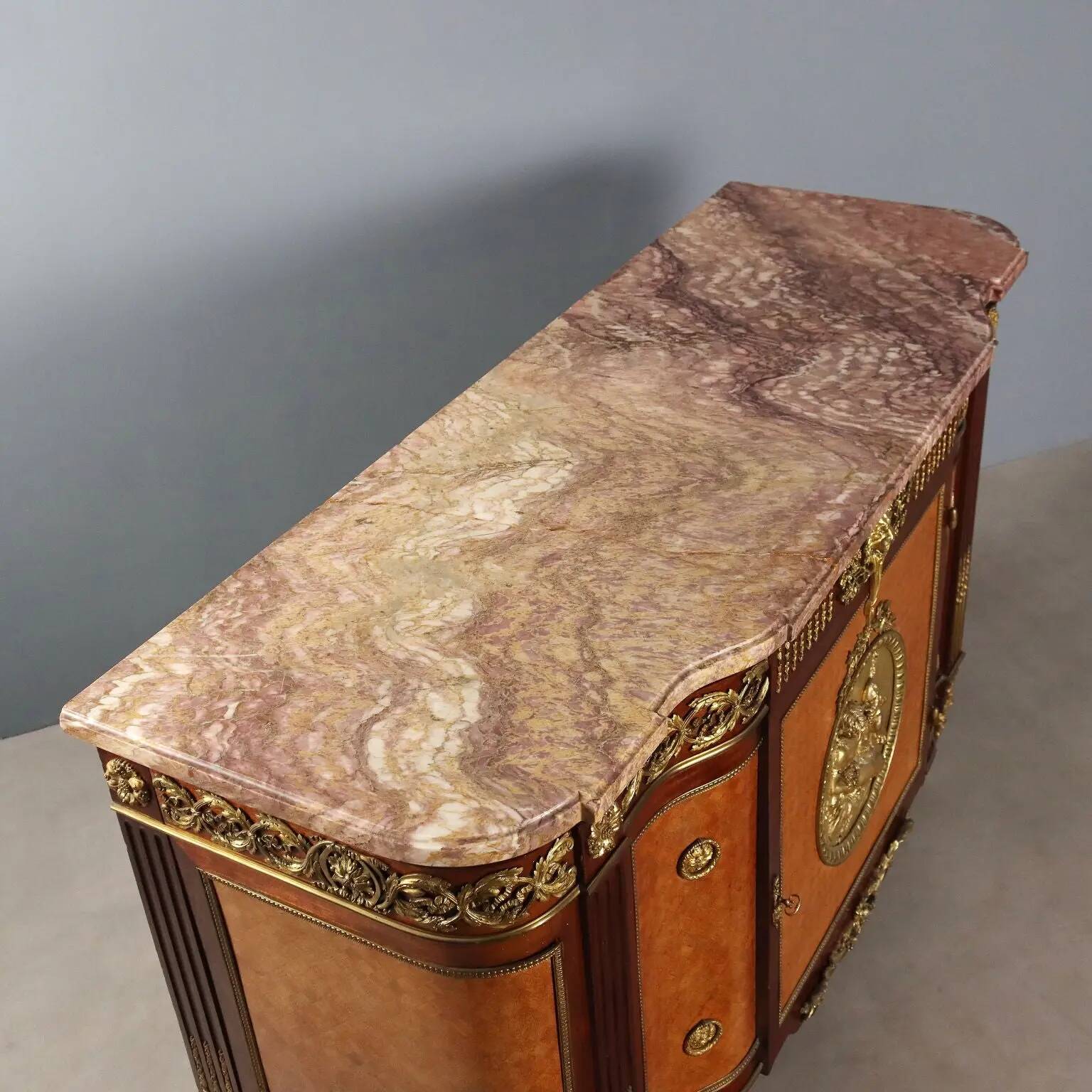 Louis XVI-style buffet in mahogany and gilded bronze, 20th century.
