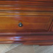 Cherrywood chest of drawers with ogee – 4 drawers – 80s – Louis Philippe style