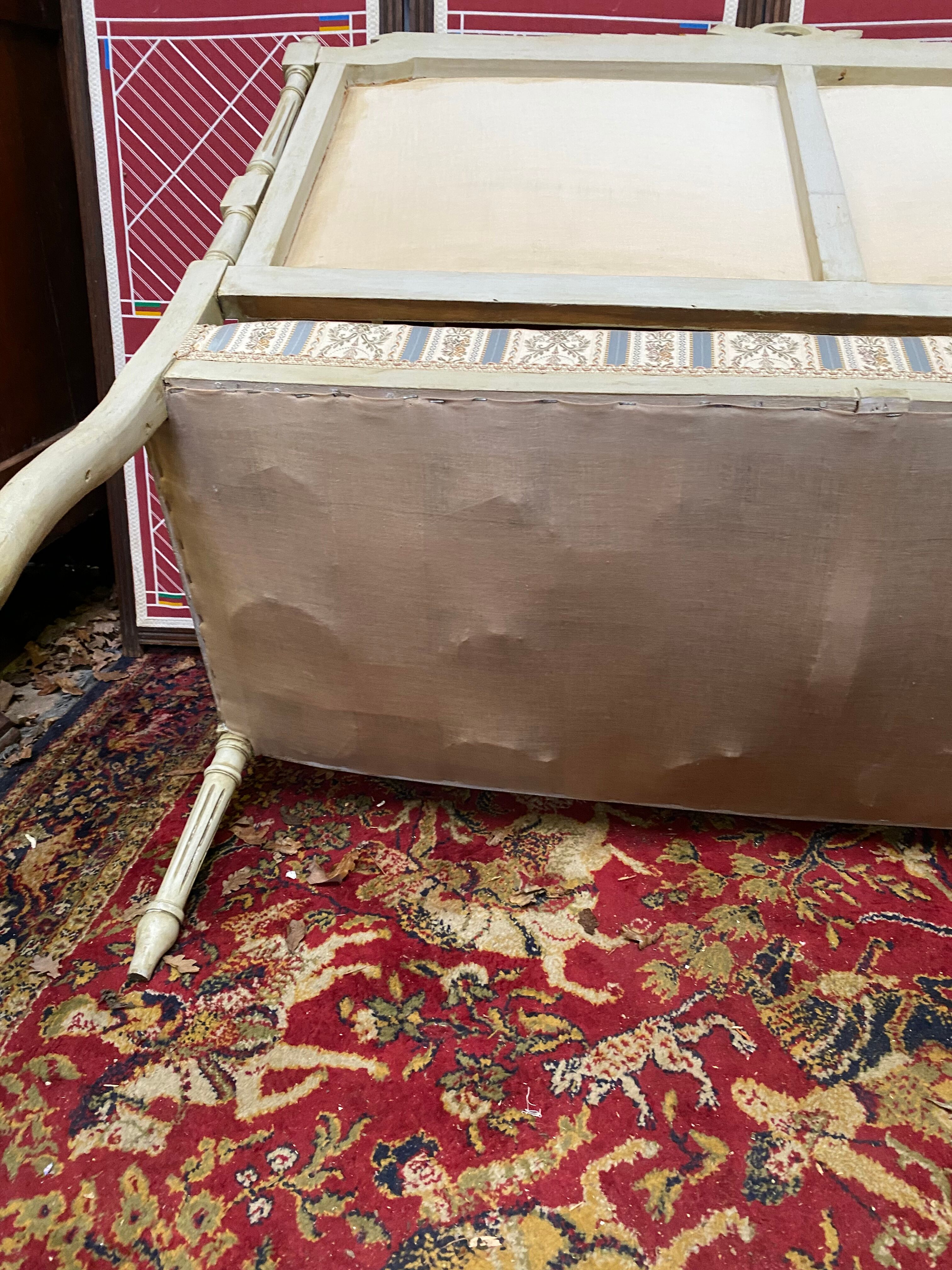 Louis XVI style bench carved with original fabrics and silks