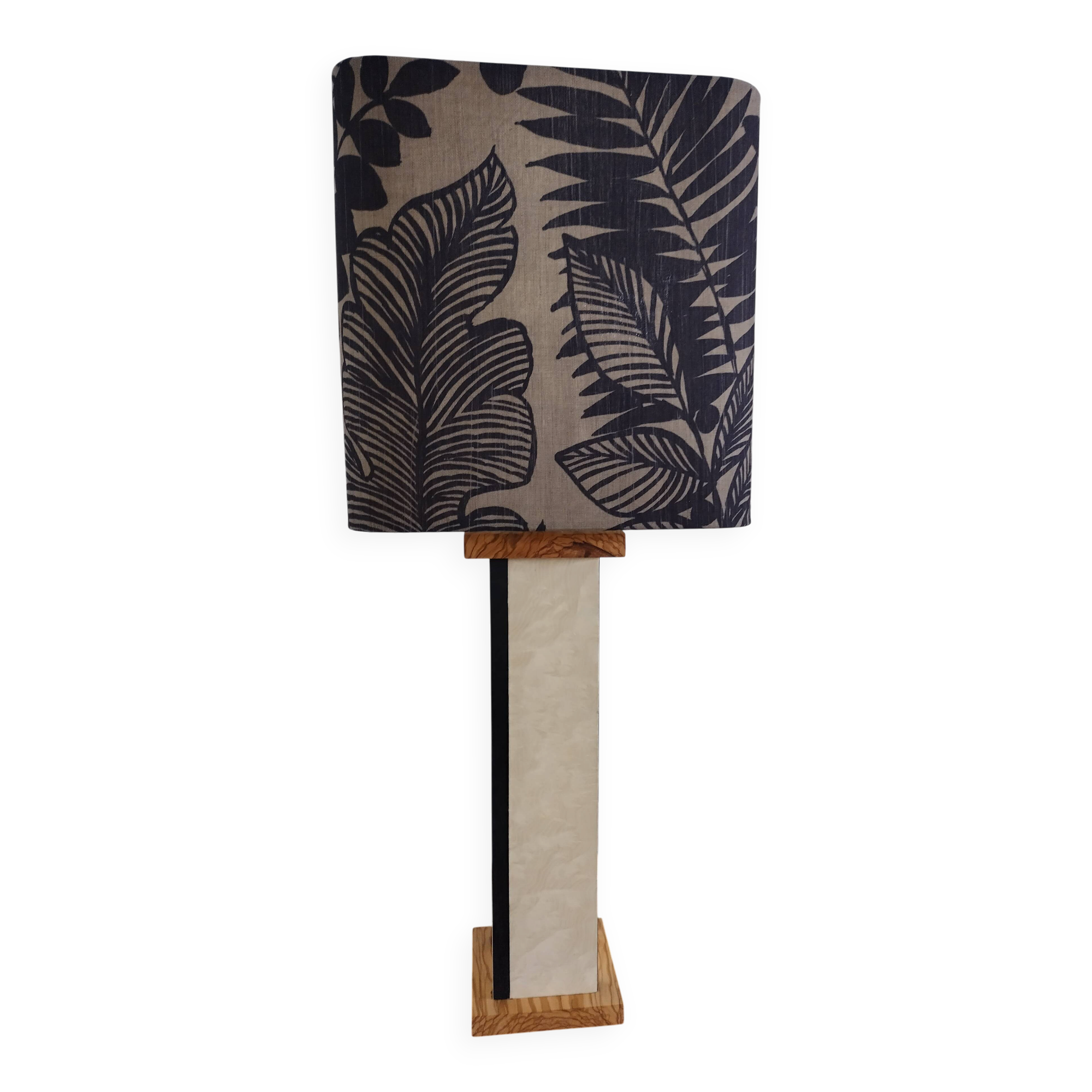 Contemporary lamp
