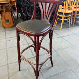 Bar stool