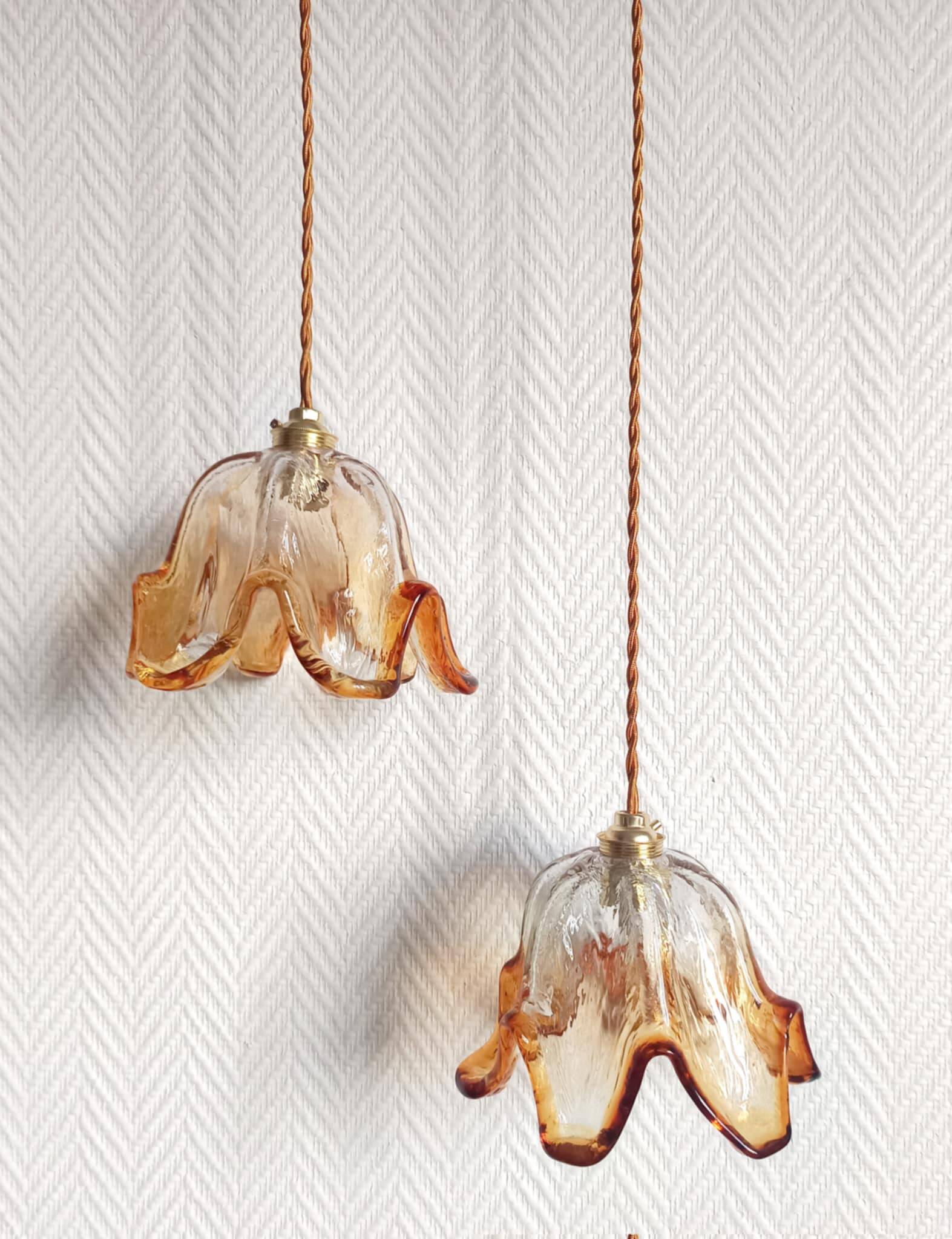 Pair of Murano glass tulip suspensions from 1970.