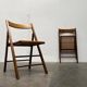 Ensemble de chaises pliantes en bois du milieu du siècle avec sièges en osier viennois, années 1960