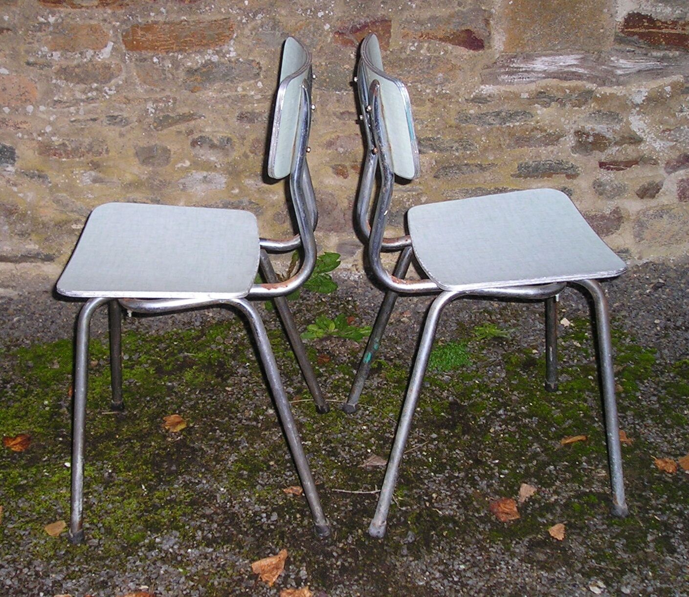 Pair of chrome chairs in formica Plastilux