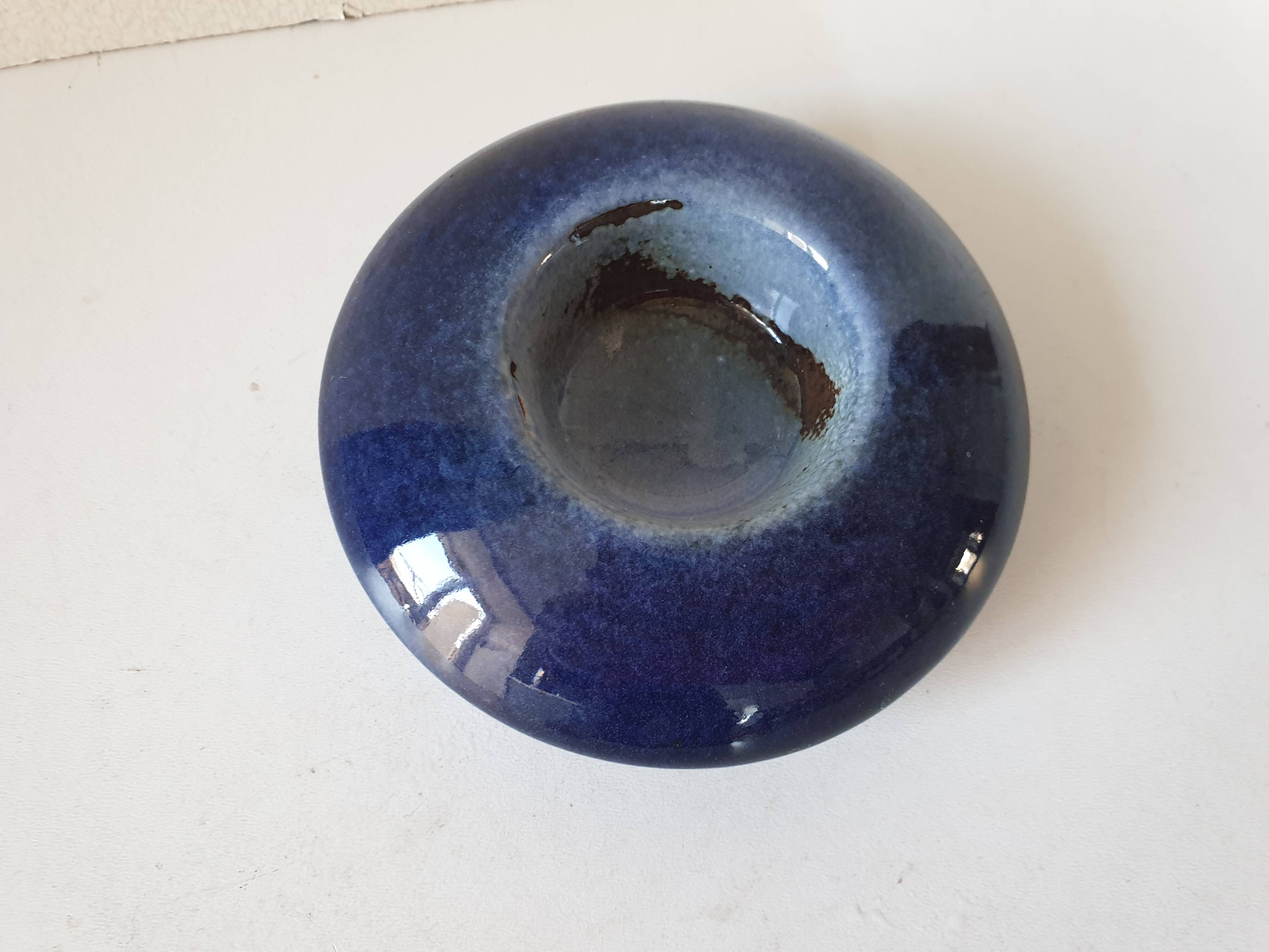 Ceramic ashtray in enamelled stoneware signed guibert in lamoura (39)