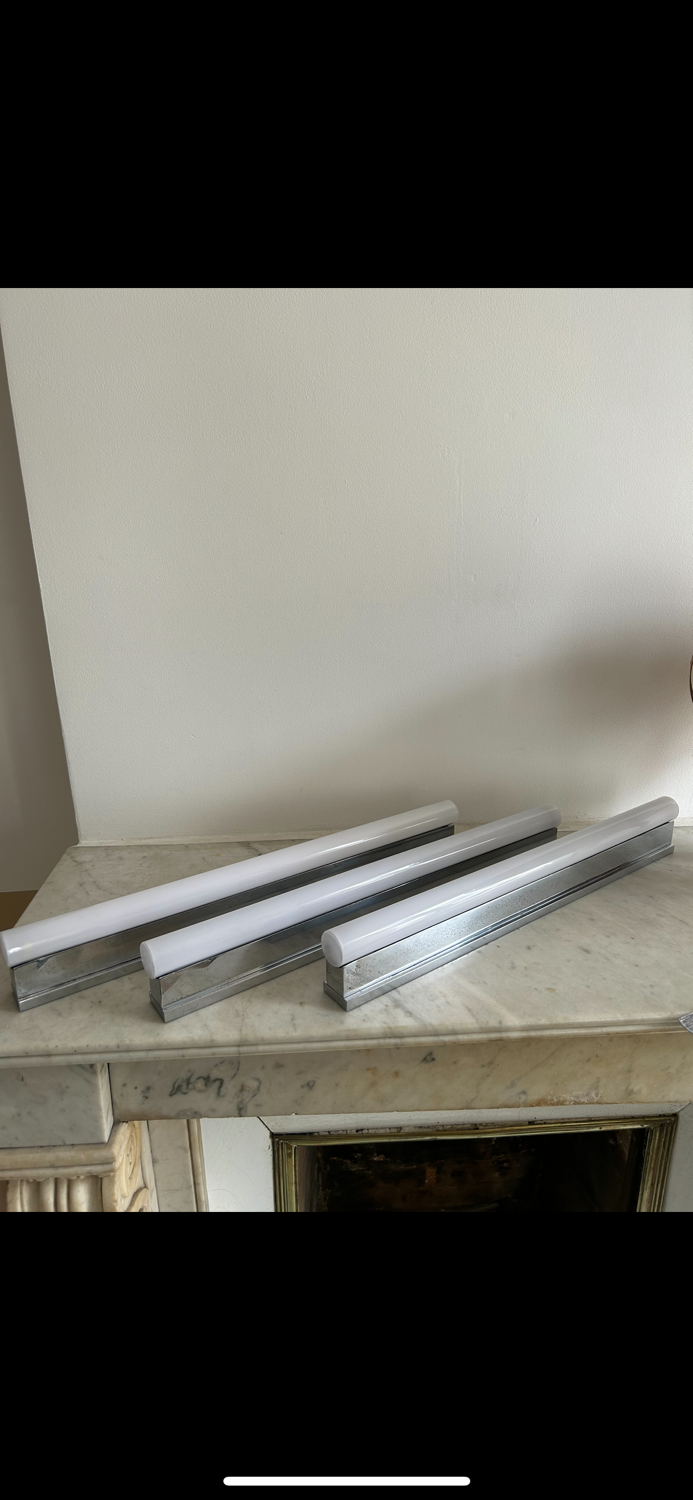 Suite of 5 modernist Perzel, chrome and neon wall lamps, Art deco 1930