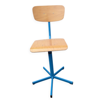 Adjustable workshop chair