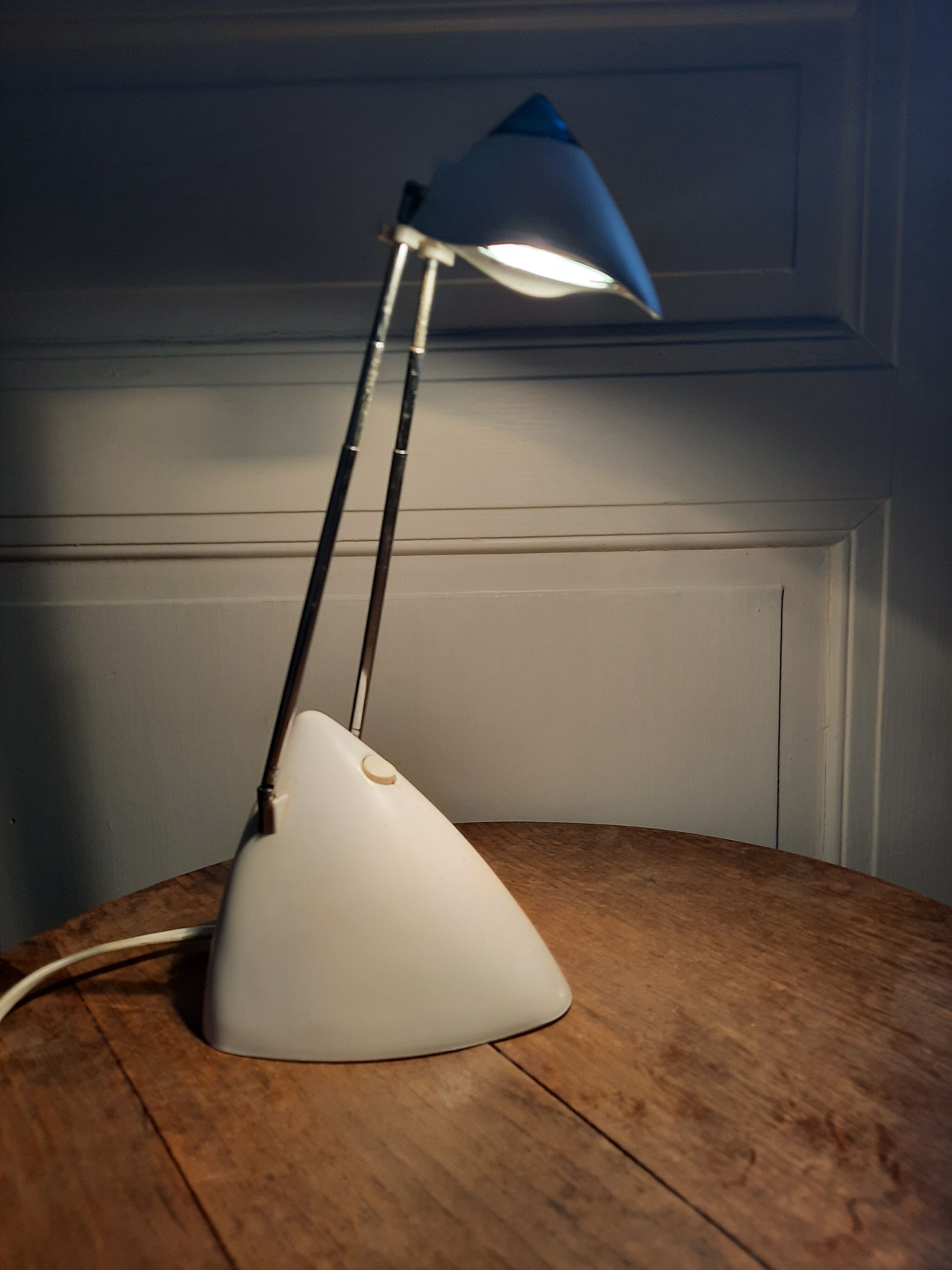 desk lamp model tooky 80s