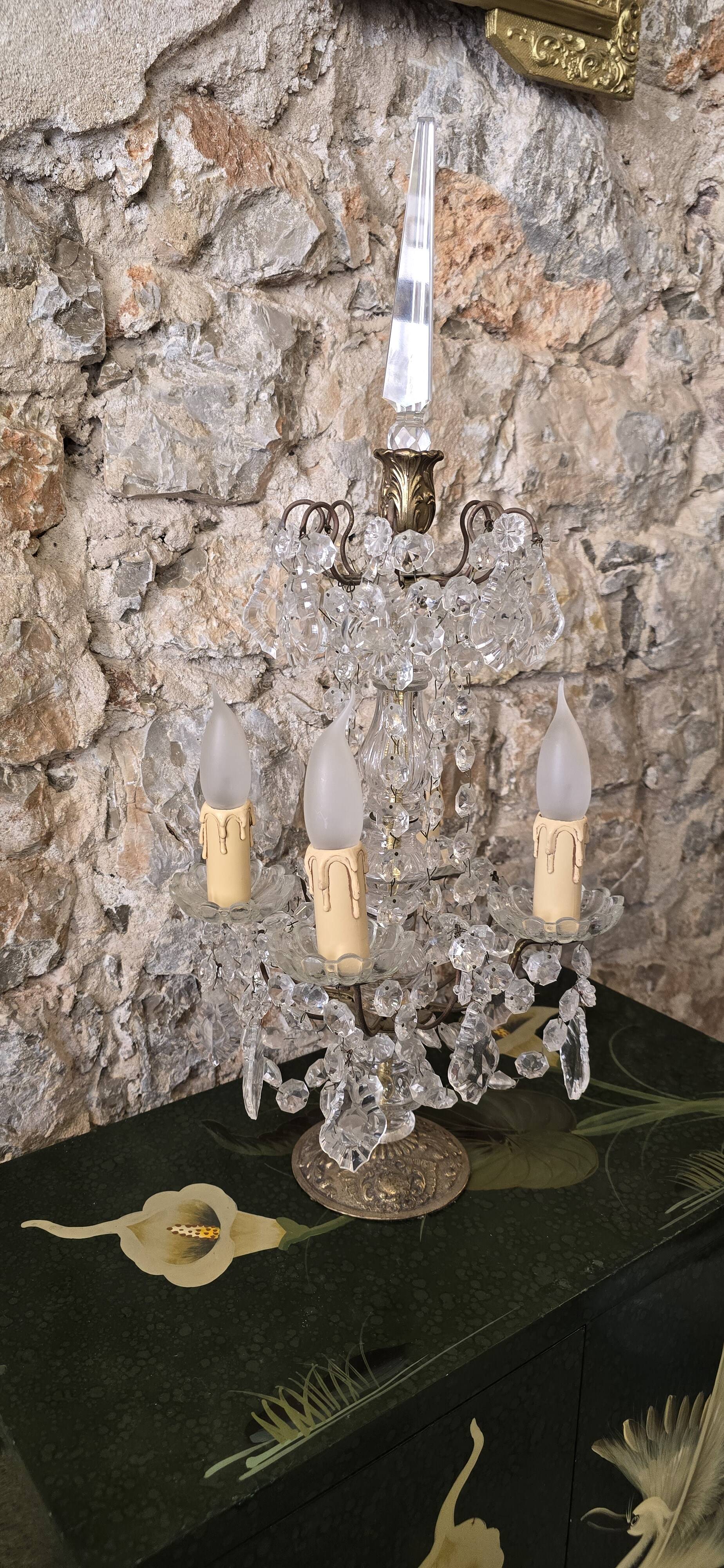 Girandole in gilded bronze and glass pendants
