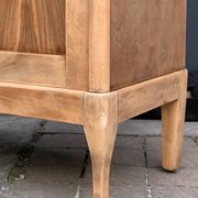 Armoire vitrée vintage bois brut 1950