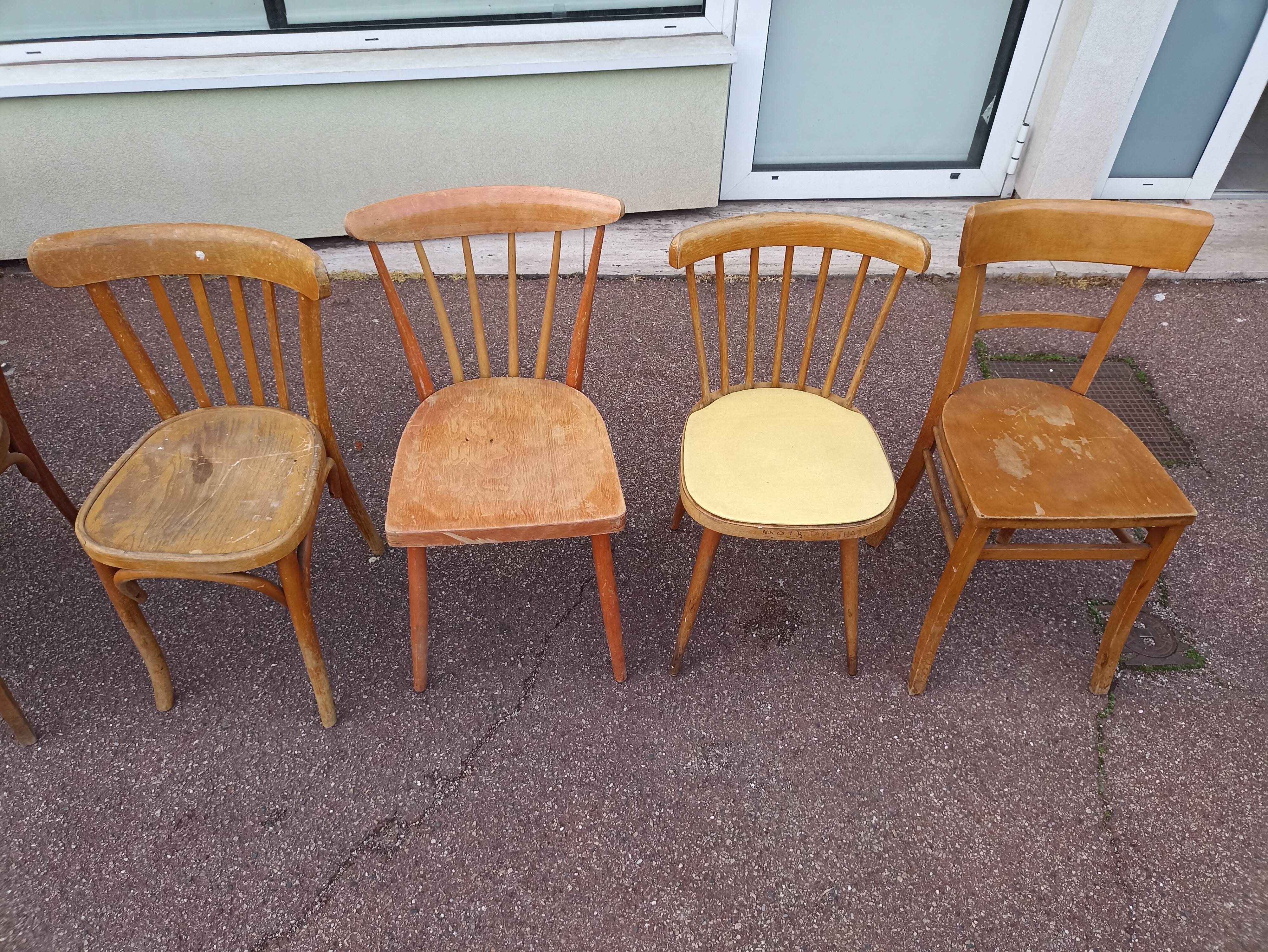 Set of 8 mismatched wooden bistro chairs - vintage