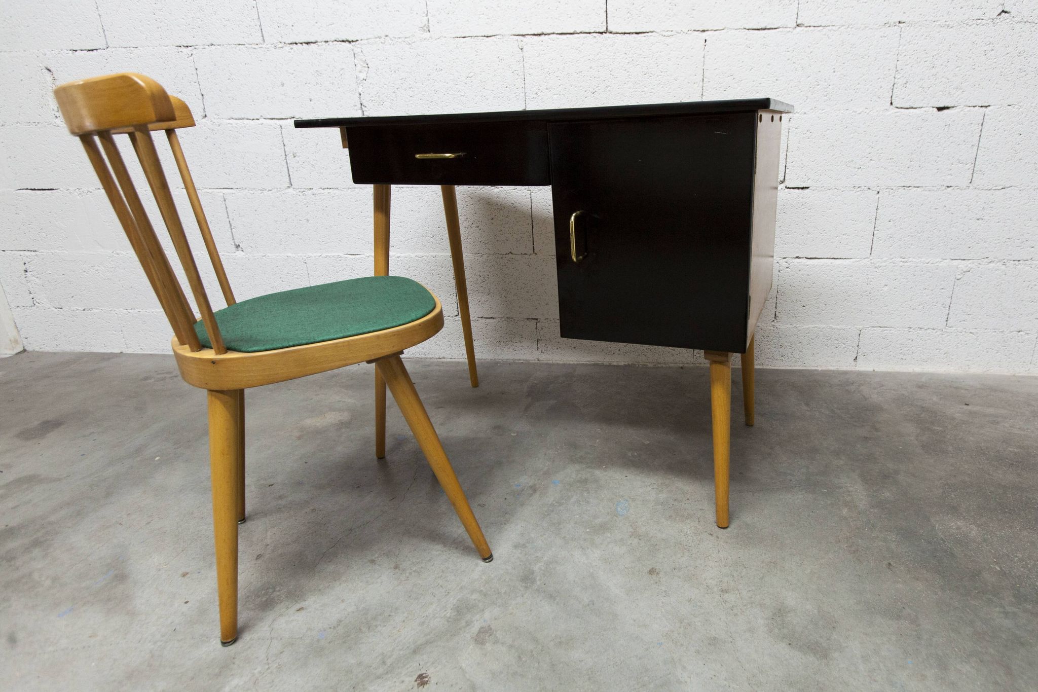 Baumann desk and chair, 1960s, Formica, wood and black, green seat