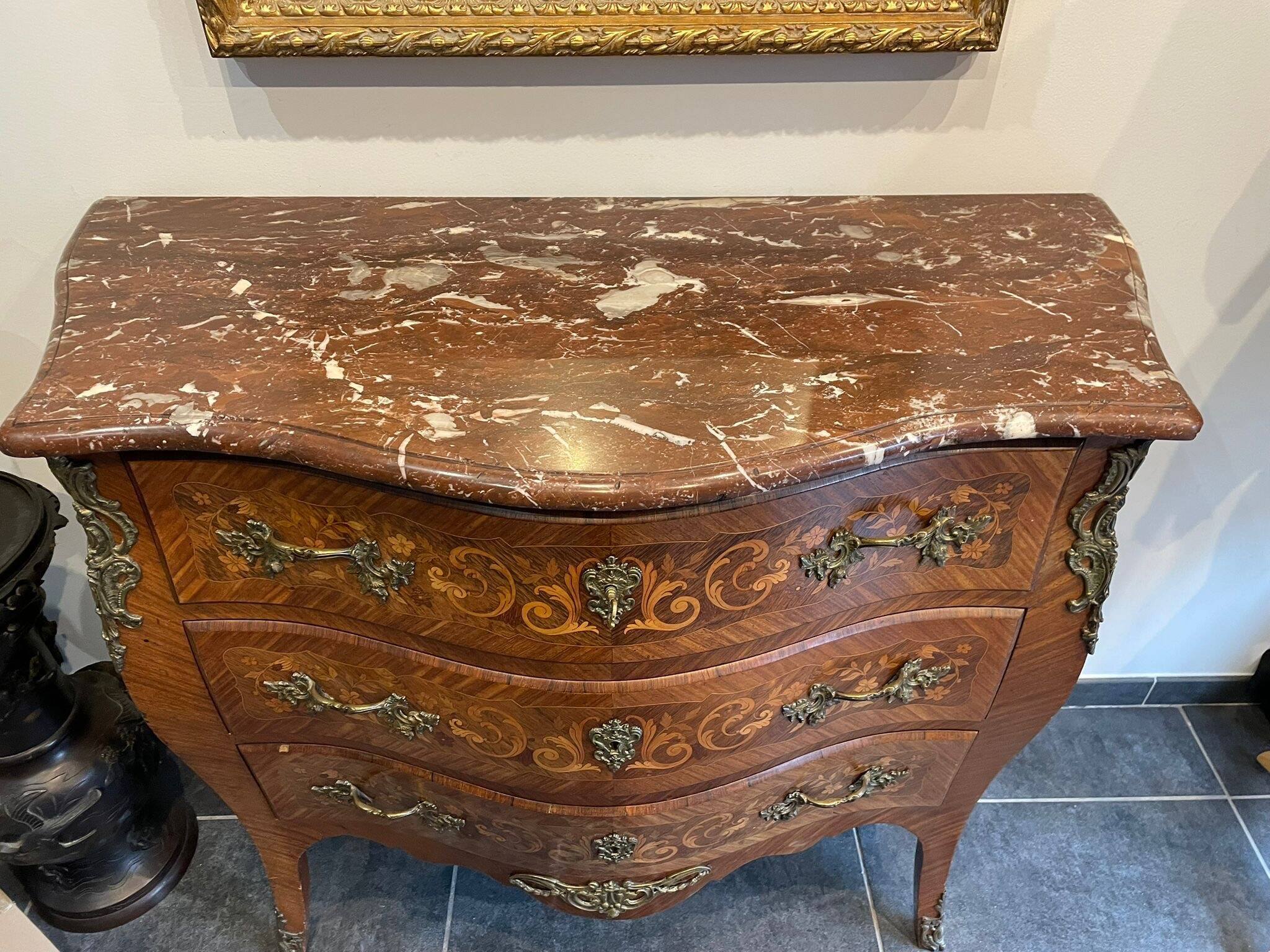 Commode style louis xv marquetry and marble