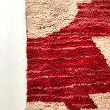 Moroccan Berber carpet Boujaad red and ecru 2,41 x 1.35 m