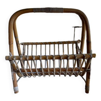 Rattan magazine holder