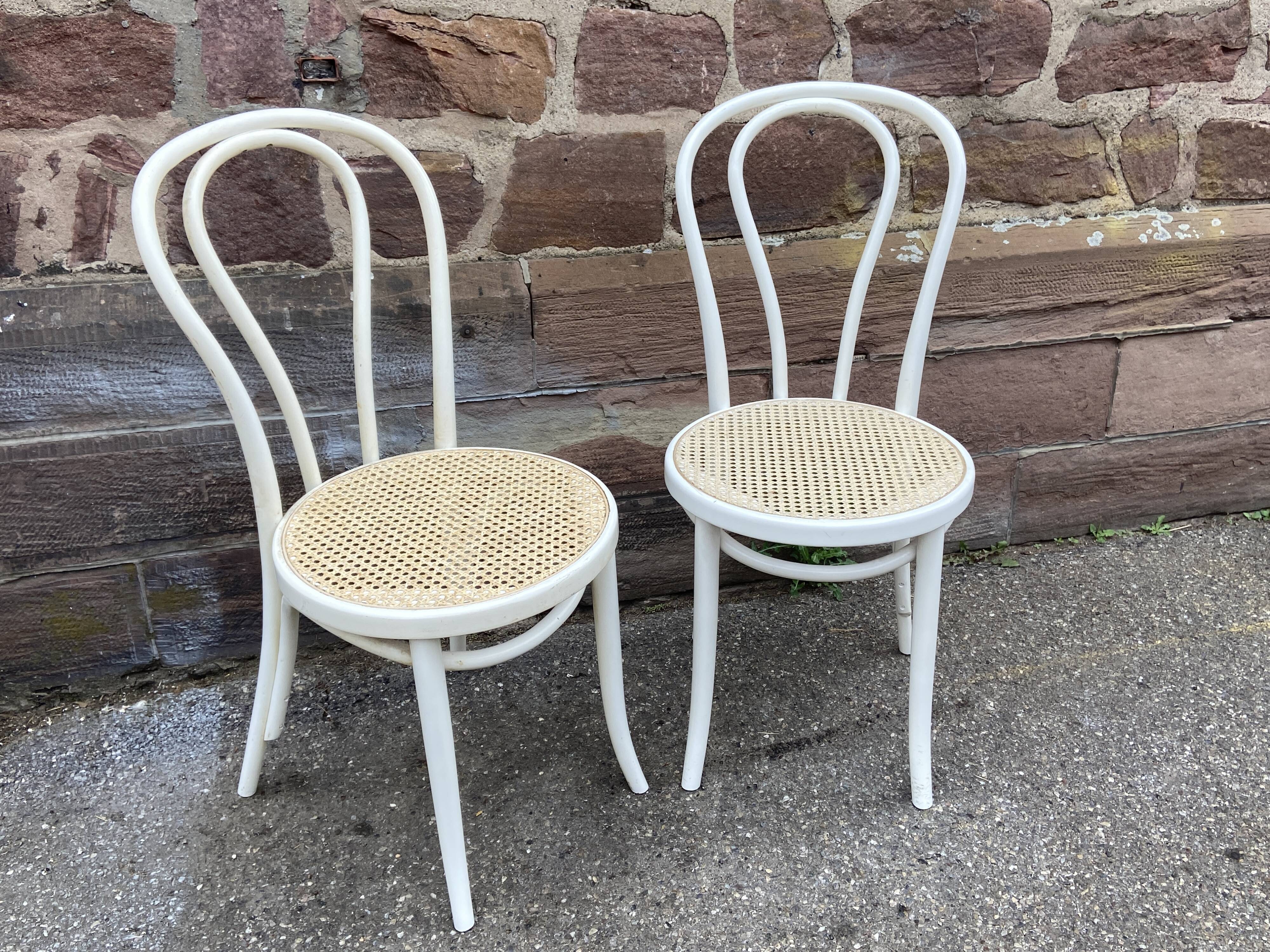 2 shabby chic bistro chairs in vintage curved wood