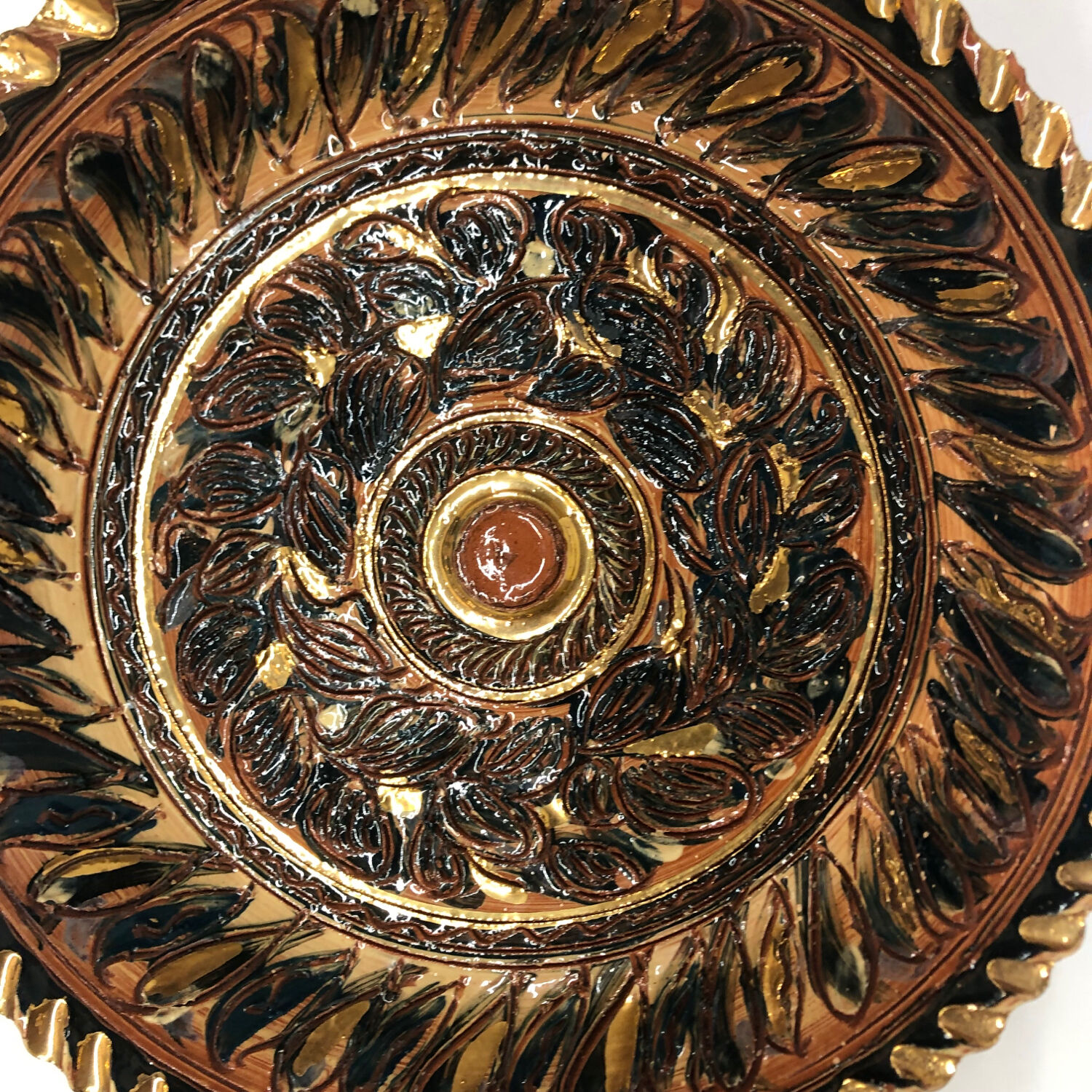 Nimy ceramic dish by Georges Destrebecq