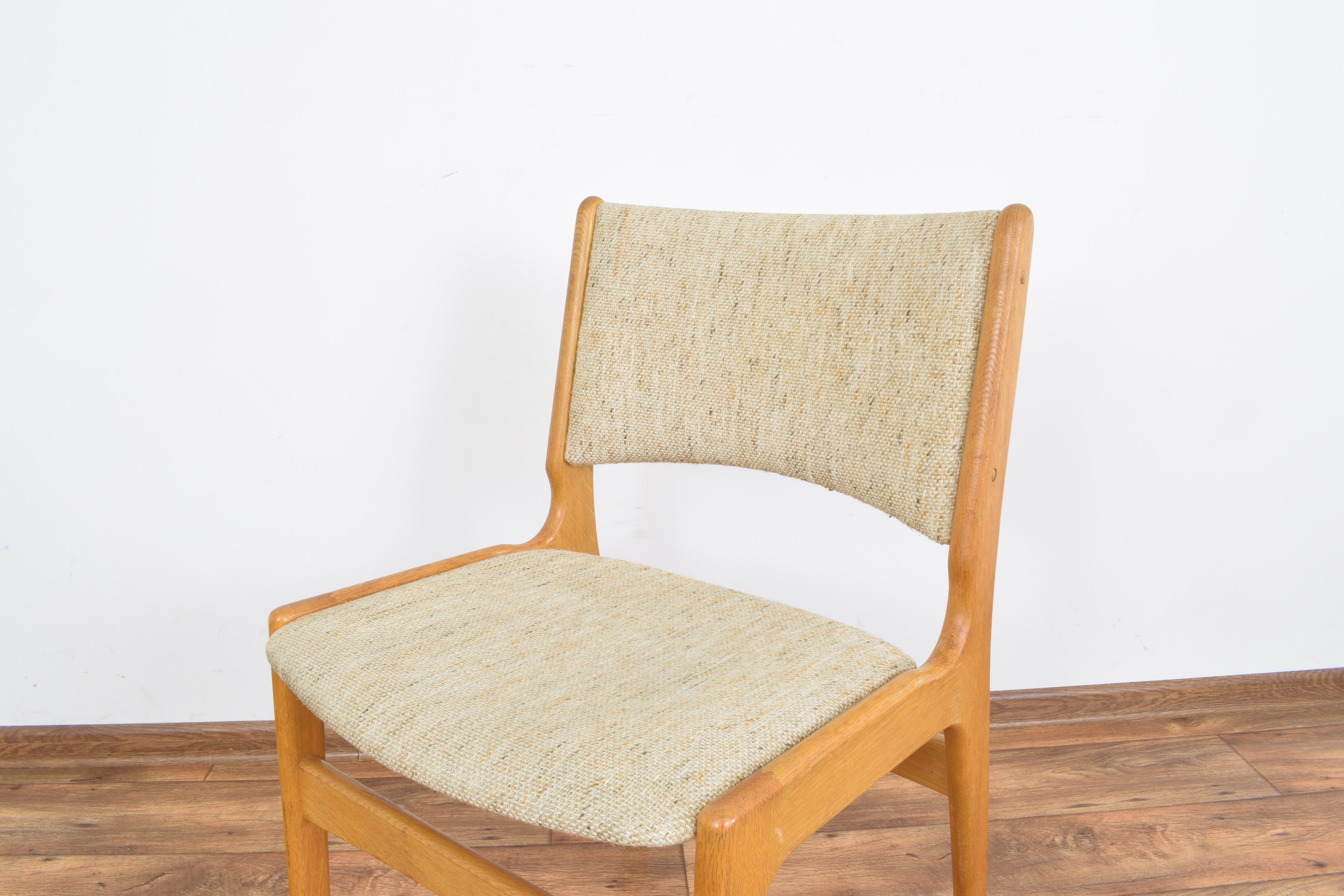 Chaises de salle à manger danoises du milieu du siècle par E. Buch, années 1960, ensemble de 4