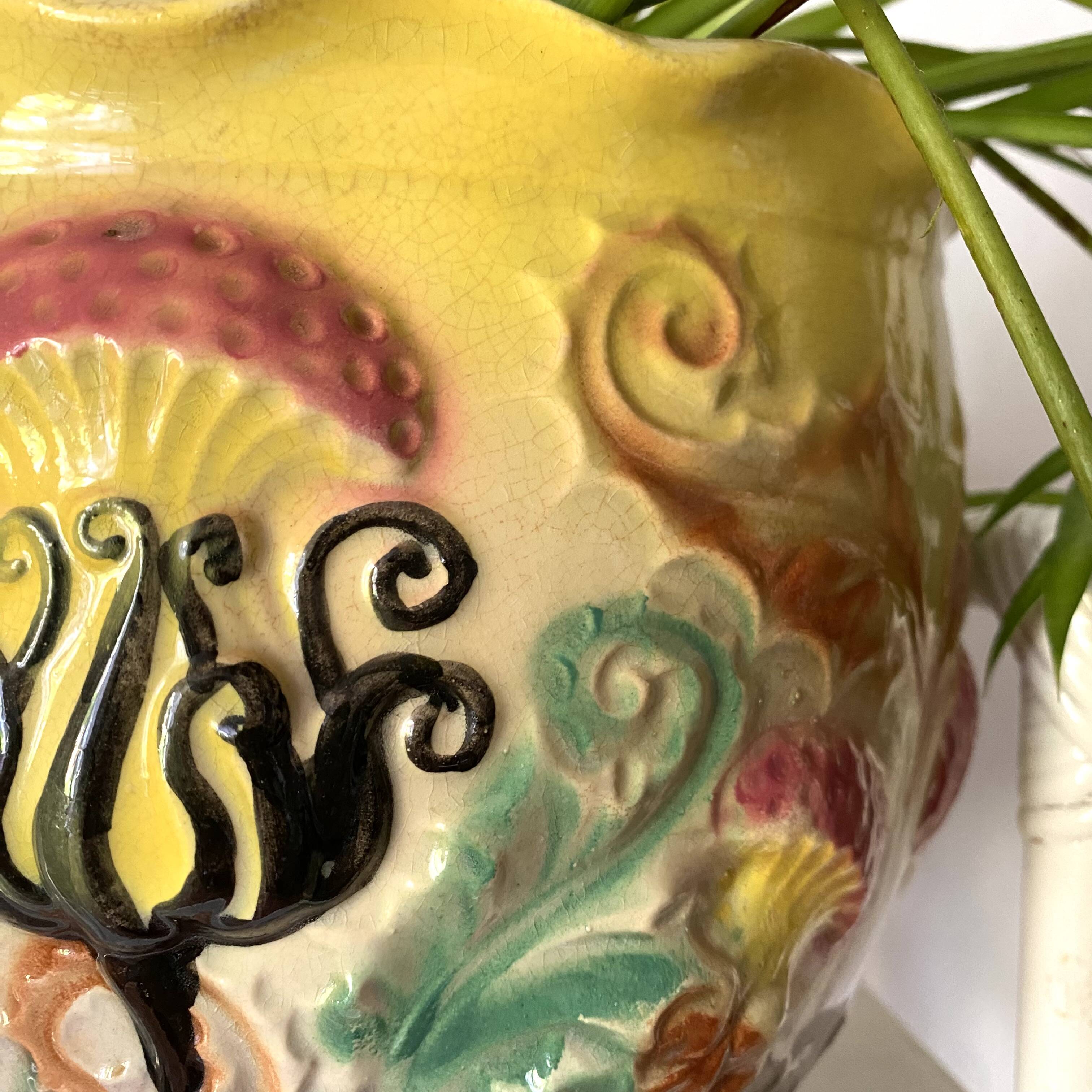 Old slip cachepot, thistles