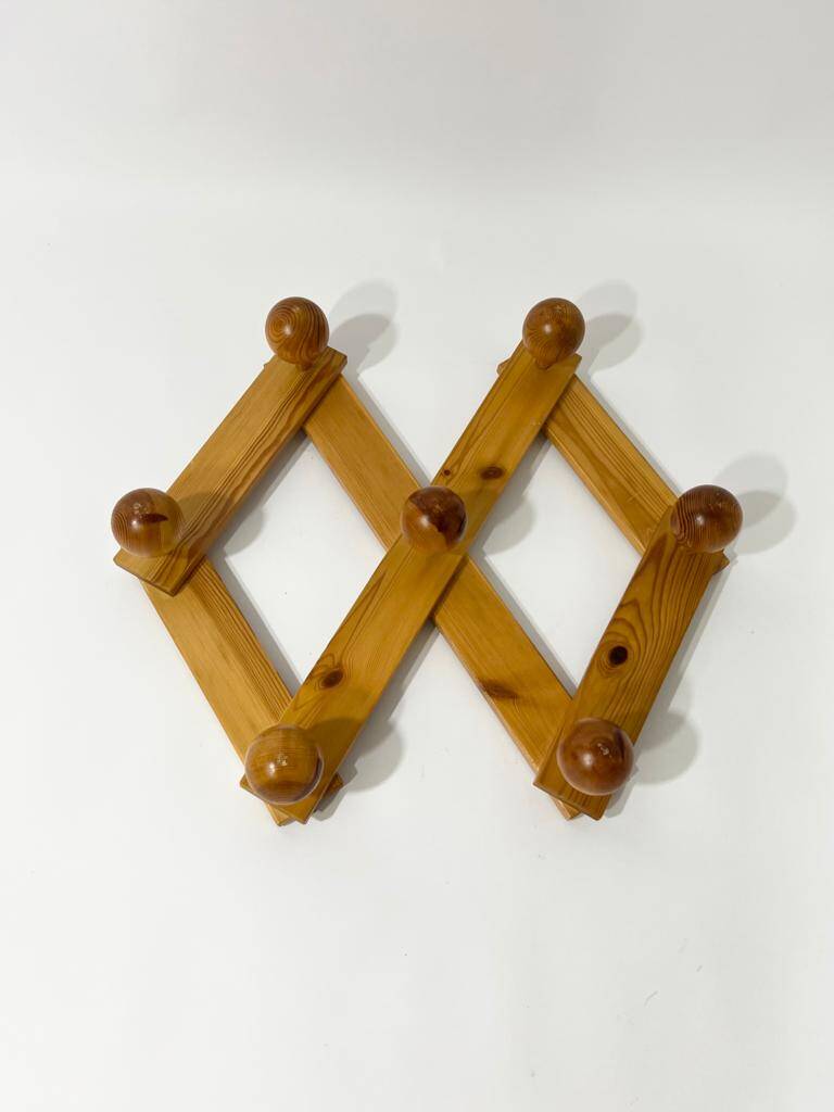 Porte manteau murale accordéon en pin massif