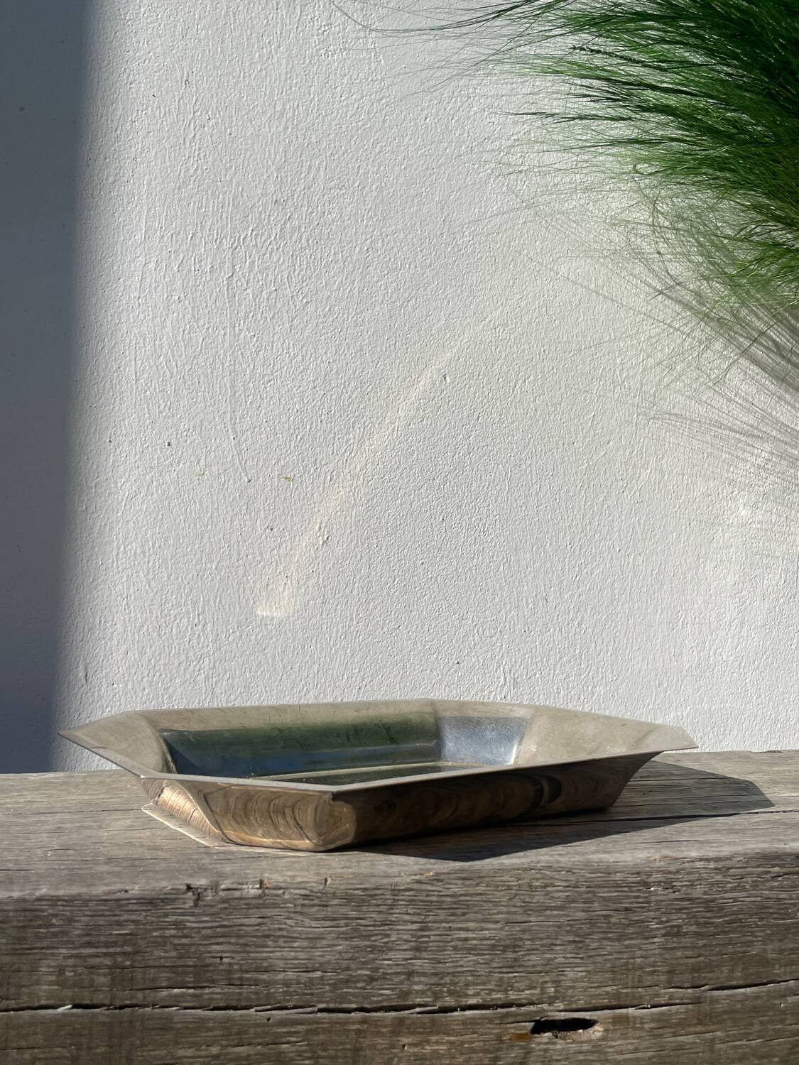 Octagonal silver-plated metal dish