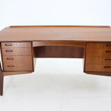 1960s Svend Åge Madsen Teak Writing Desk for H.P. Hansen, Denmark-