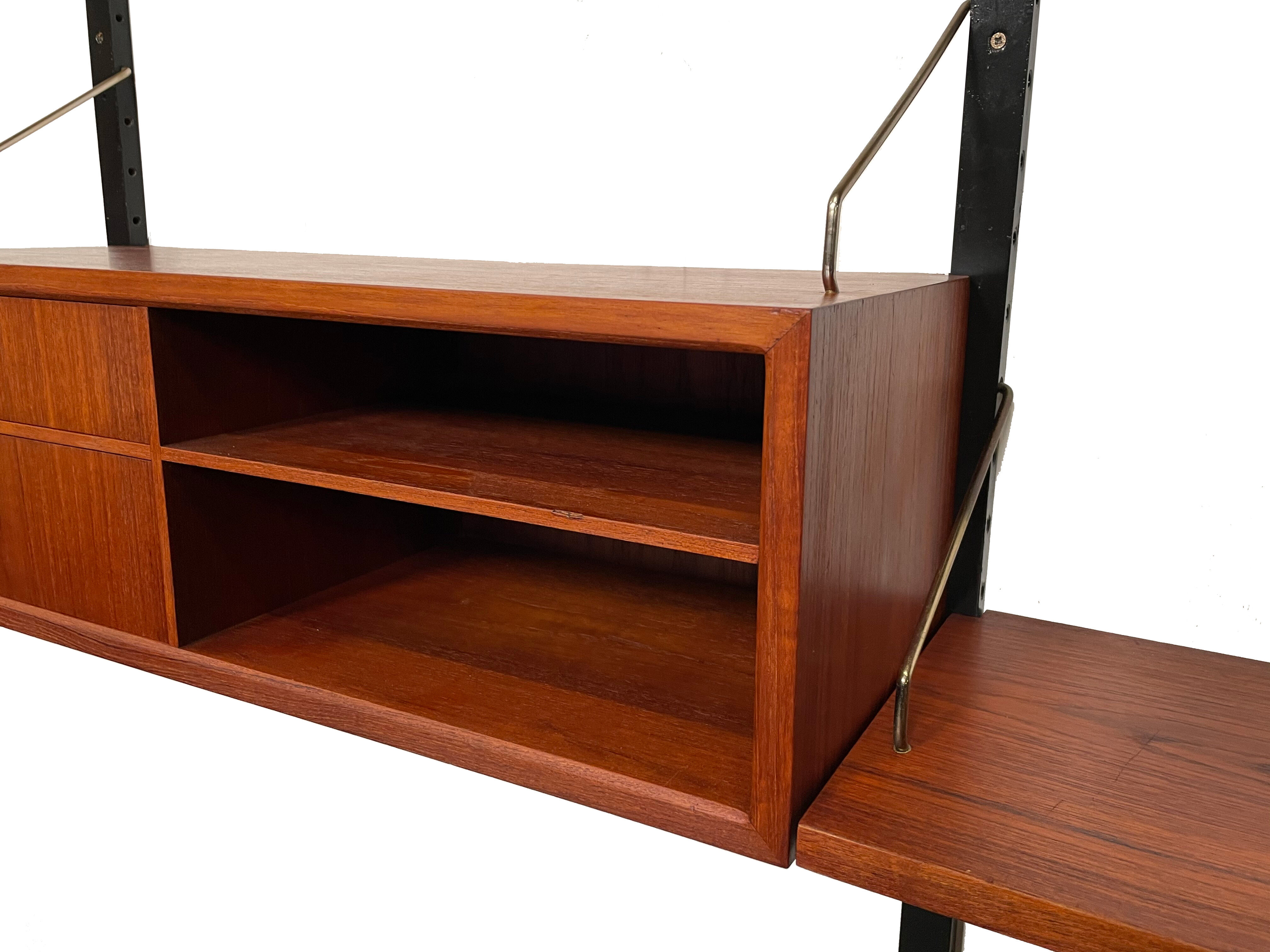 Poul Cadovius Royal System Mural Set