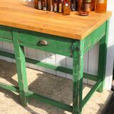 Établi patiné vert