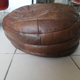 Pouf rond marron imitation cuir
