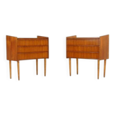Paire de tables de chevet rétro vintage en teck danois avec tiroirs des années 1970.
