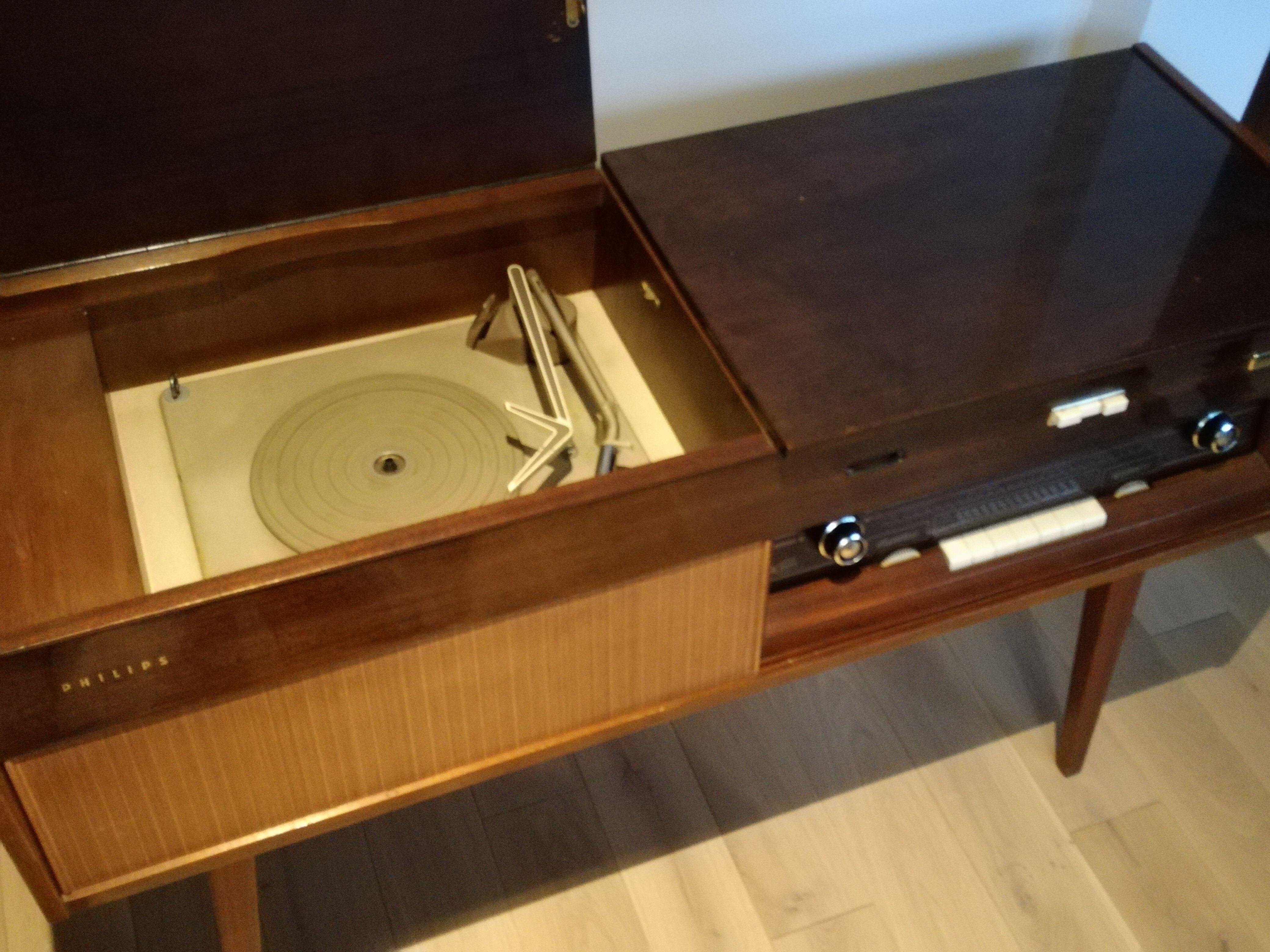 Combiné radiophono Philips