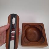 Bowl and nutcracker in Danish teak Bodum 80s