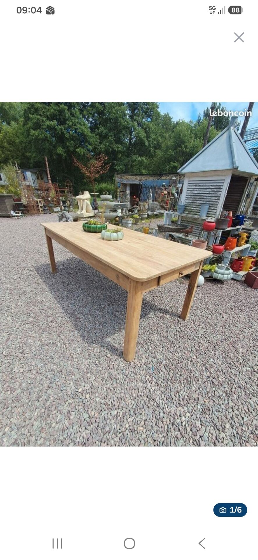 Farm table