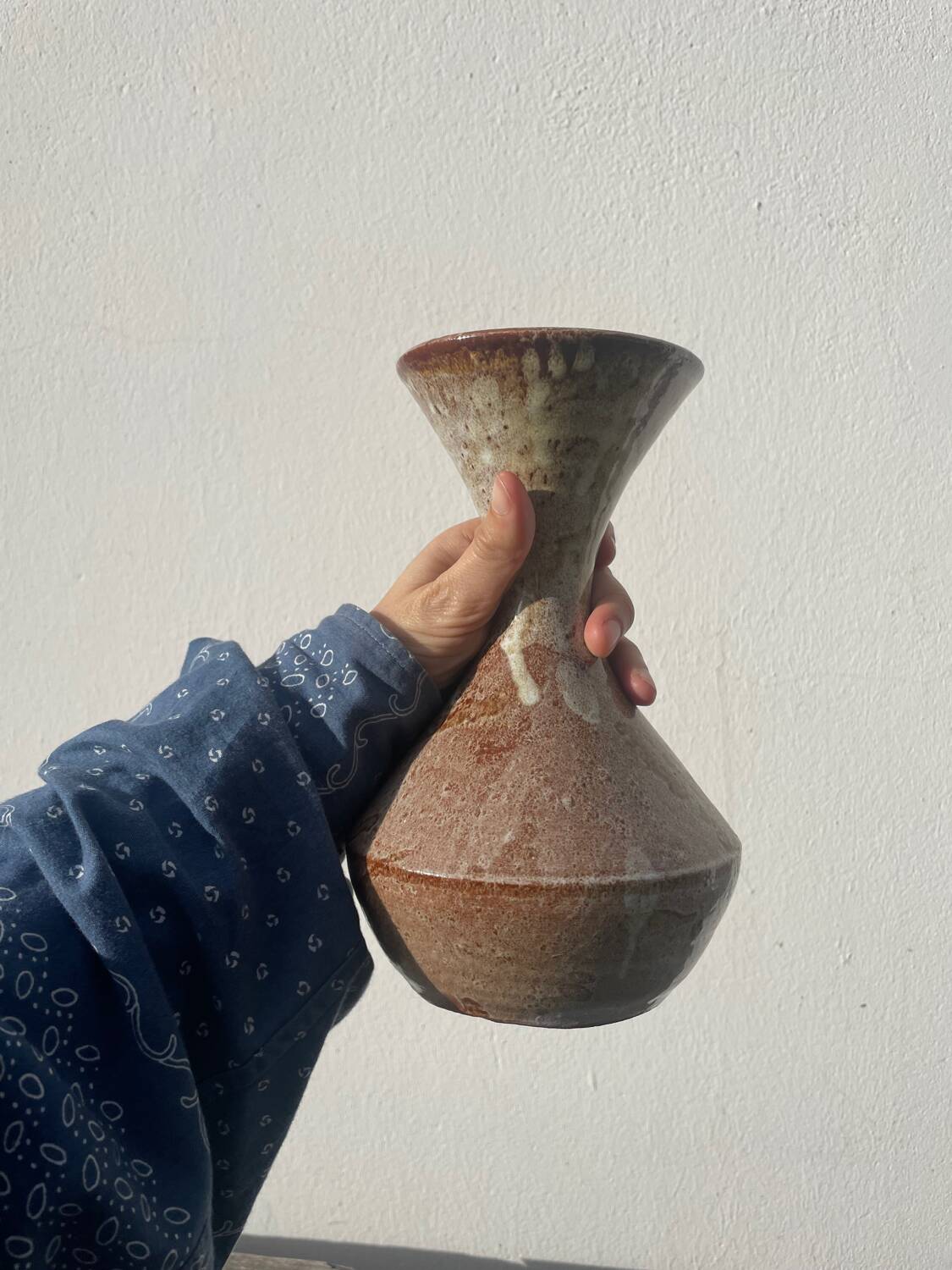 Beige stoneware ceramic vase