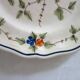 12 anciennes assiettes à dessert Longchamp décor fleuri