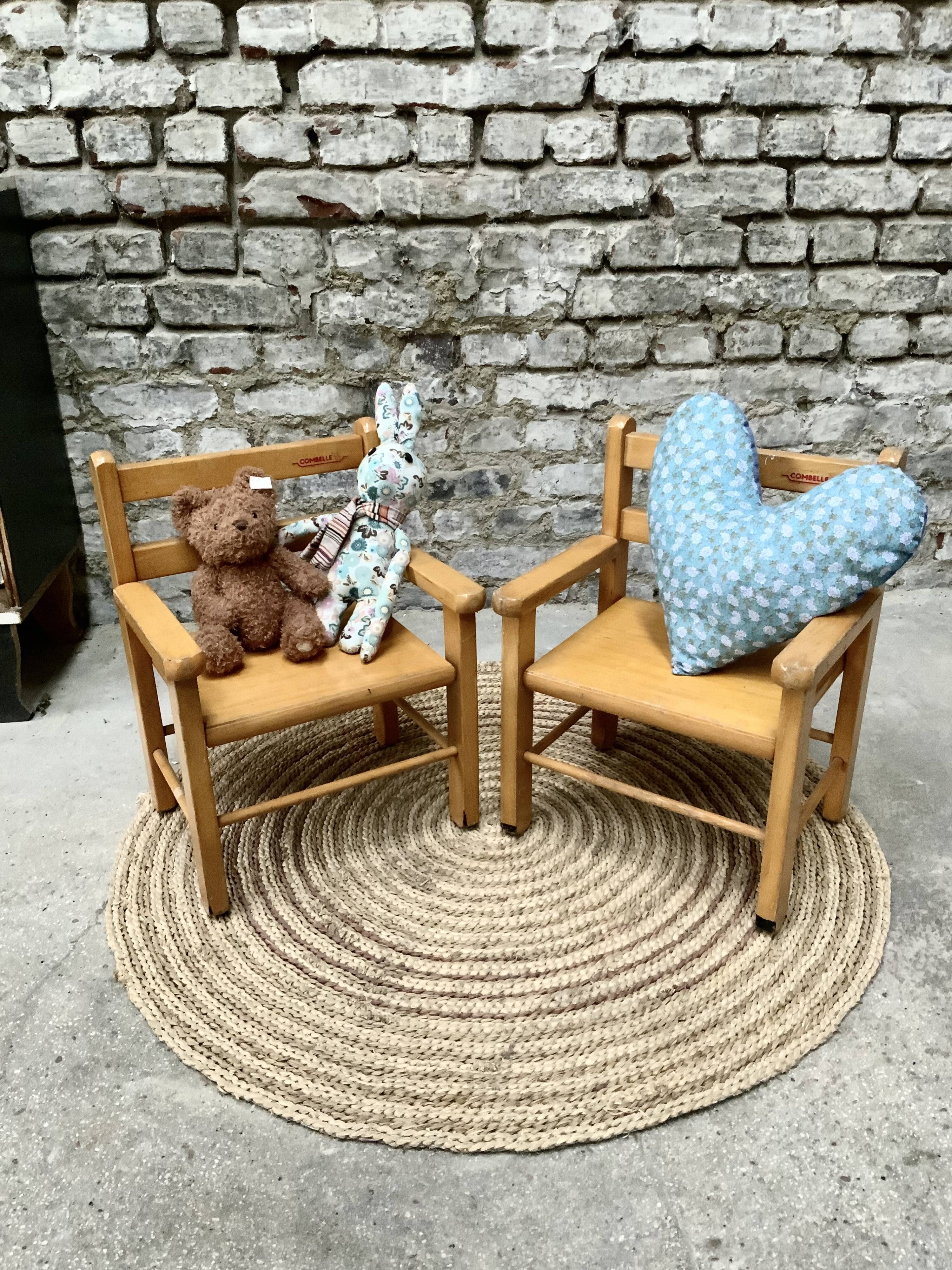Set of 2 children's chairs combelle